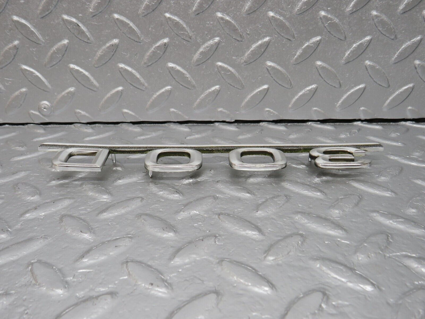 40692 Mercedes-Benz W123 300D Trunk Badge Emblem 1238170915