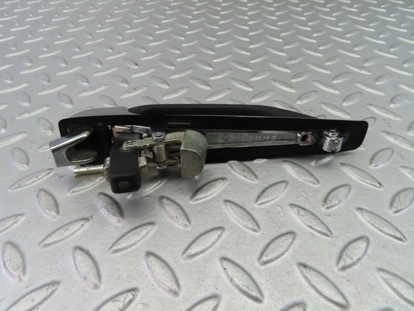 7698 Mercedes-Benz S123 230TE Wagon Exterior Chrome Door Handle 1237600359