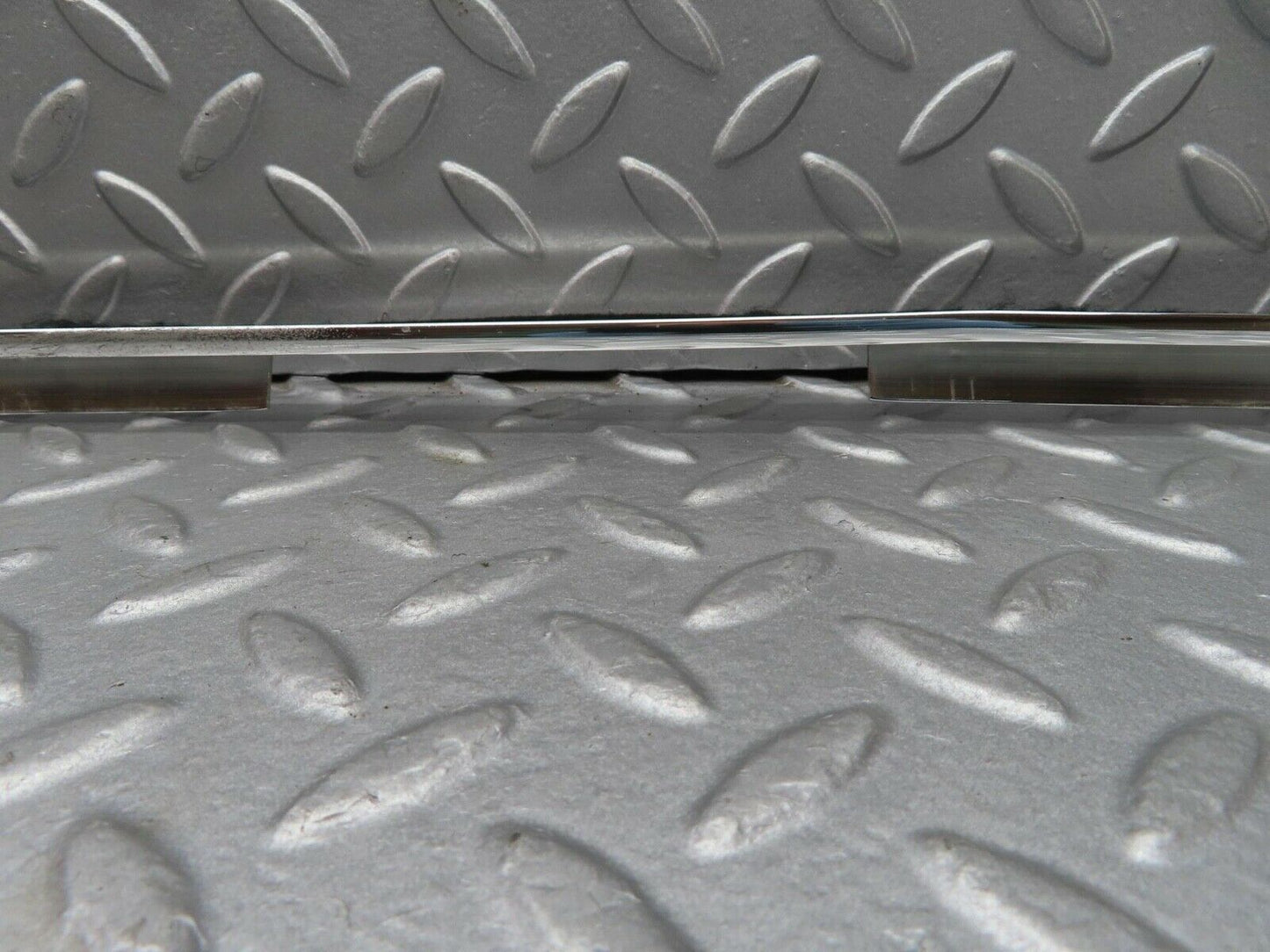 12639 Mercedes-Benz W108 280SE 3.5 Dashboard Chrome Trim