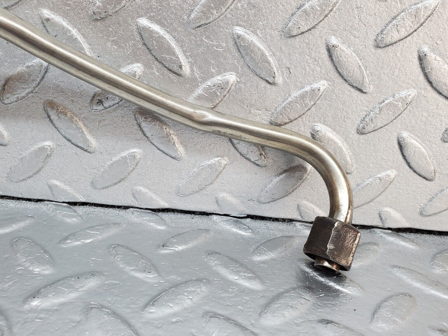 45374 Mercedes-Benz 280E M110.983 EGR Valve Hose Pipe