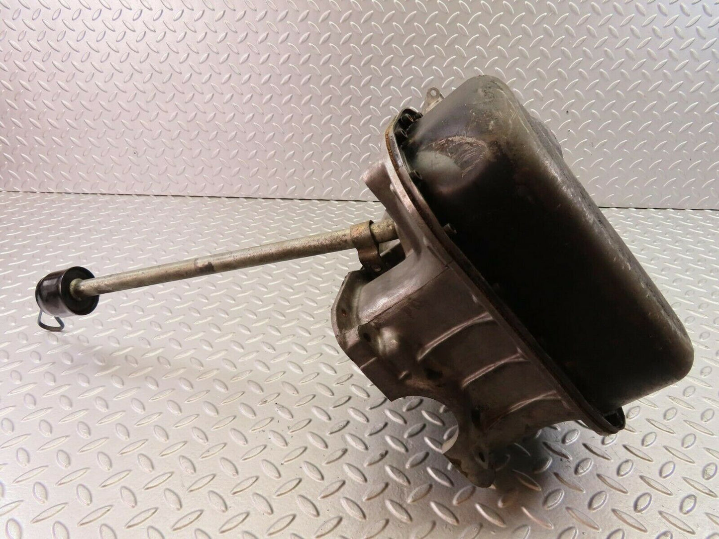 9750 Mercedes-Benz W111 Oil Pan Oil Sump 1800142302