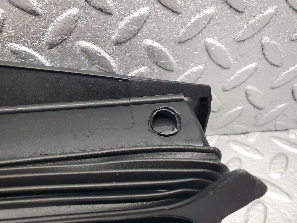 W201 Baby Benz dashboard centre air vent used OEM