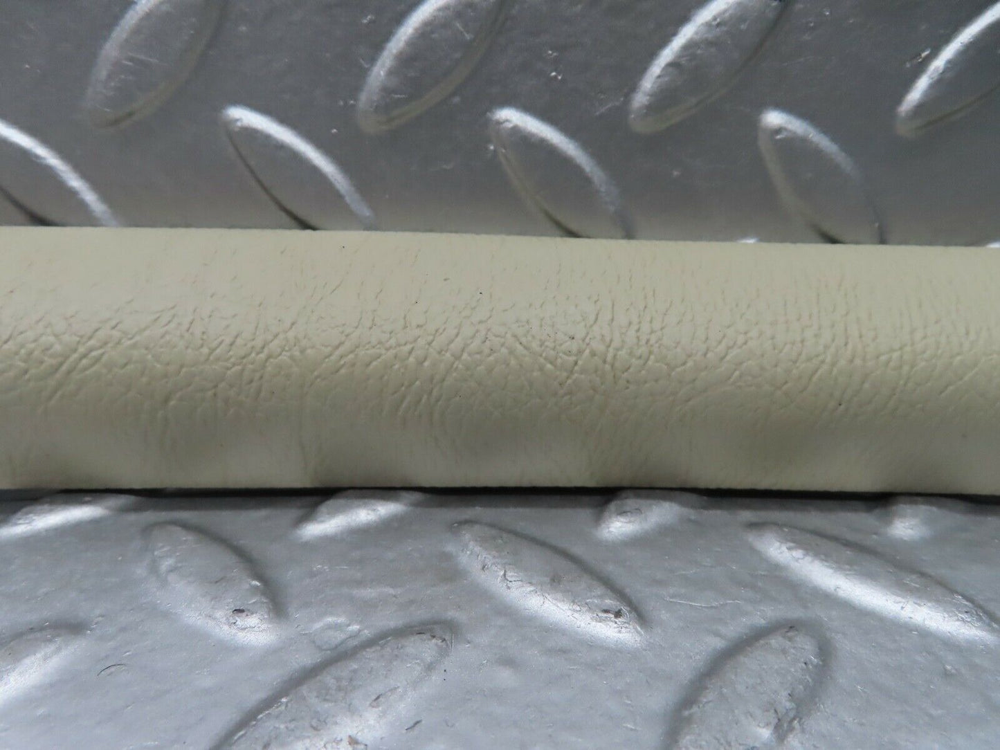 20824 Mercedes-Benz W114 250CE Coupe C Pillar Cover Right Side Cream