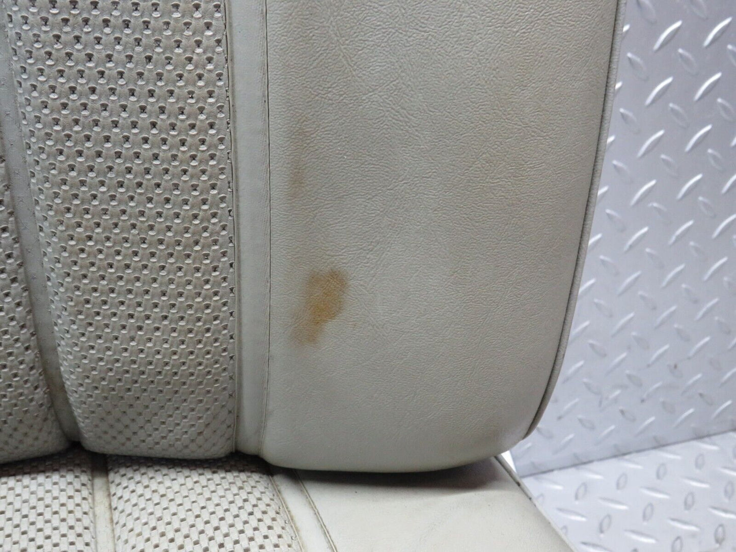 40510 Mercedes-Benz W110 230 Front Right Seat Leather Beige