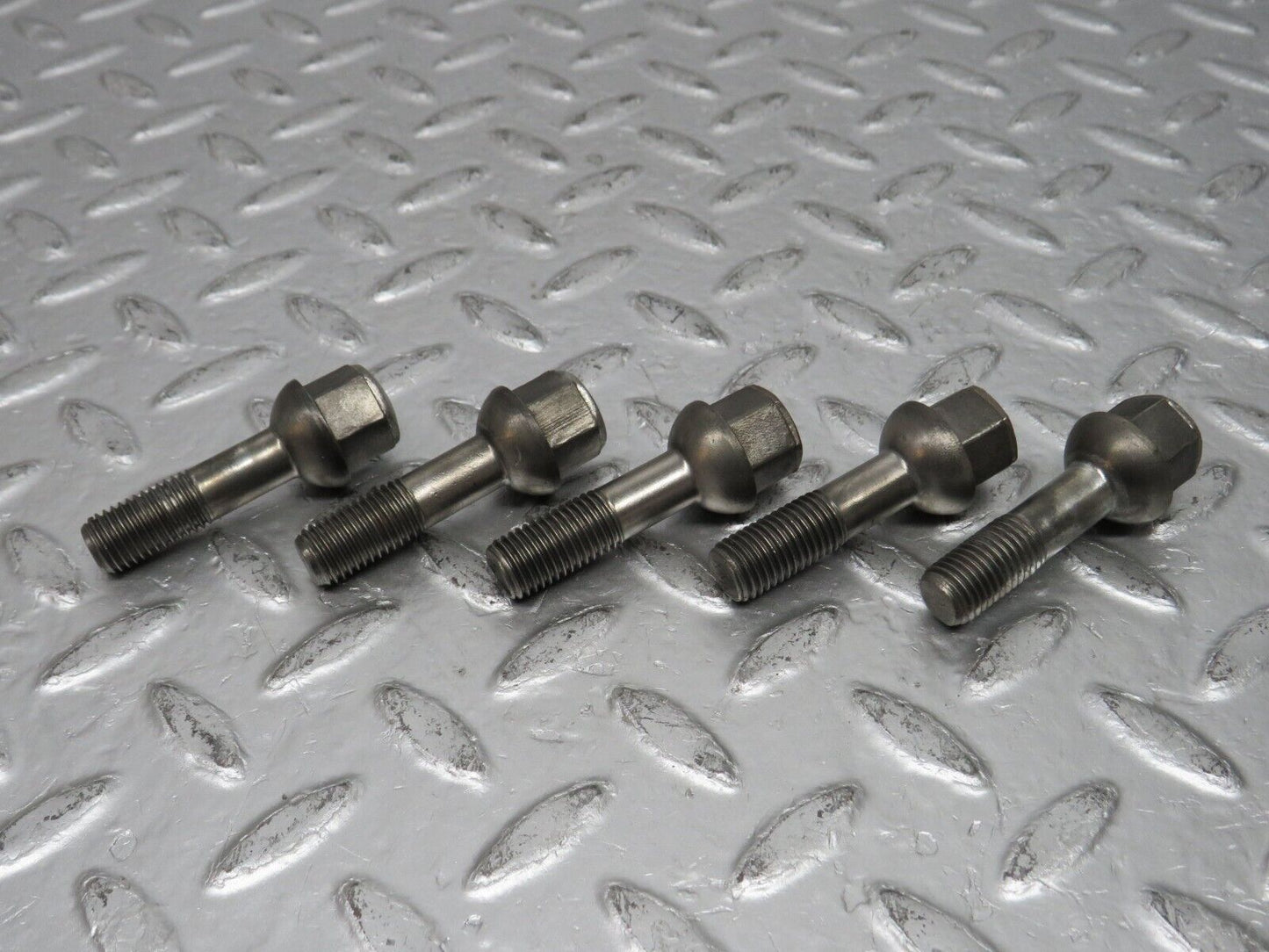 32639 Mercedes-Benz 5x Alloy Wheel Lug Bolt M12x1.5