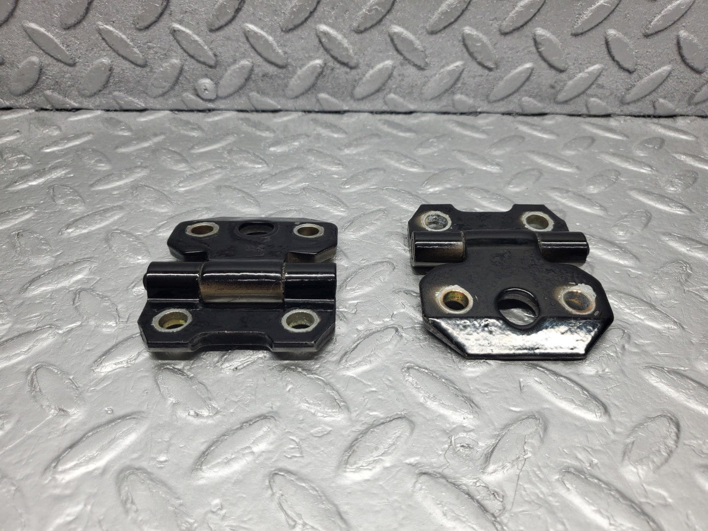 W201 Baby Benz door hinge left side used OEM