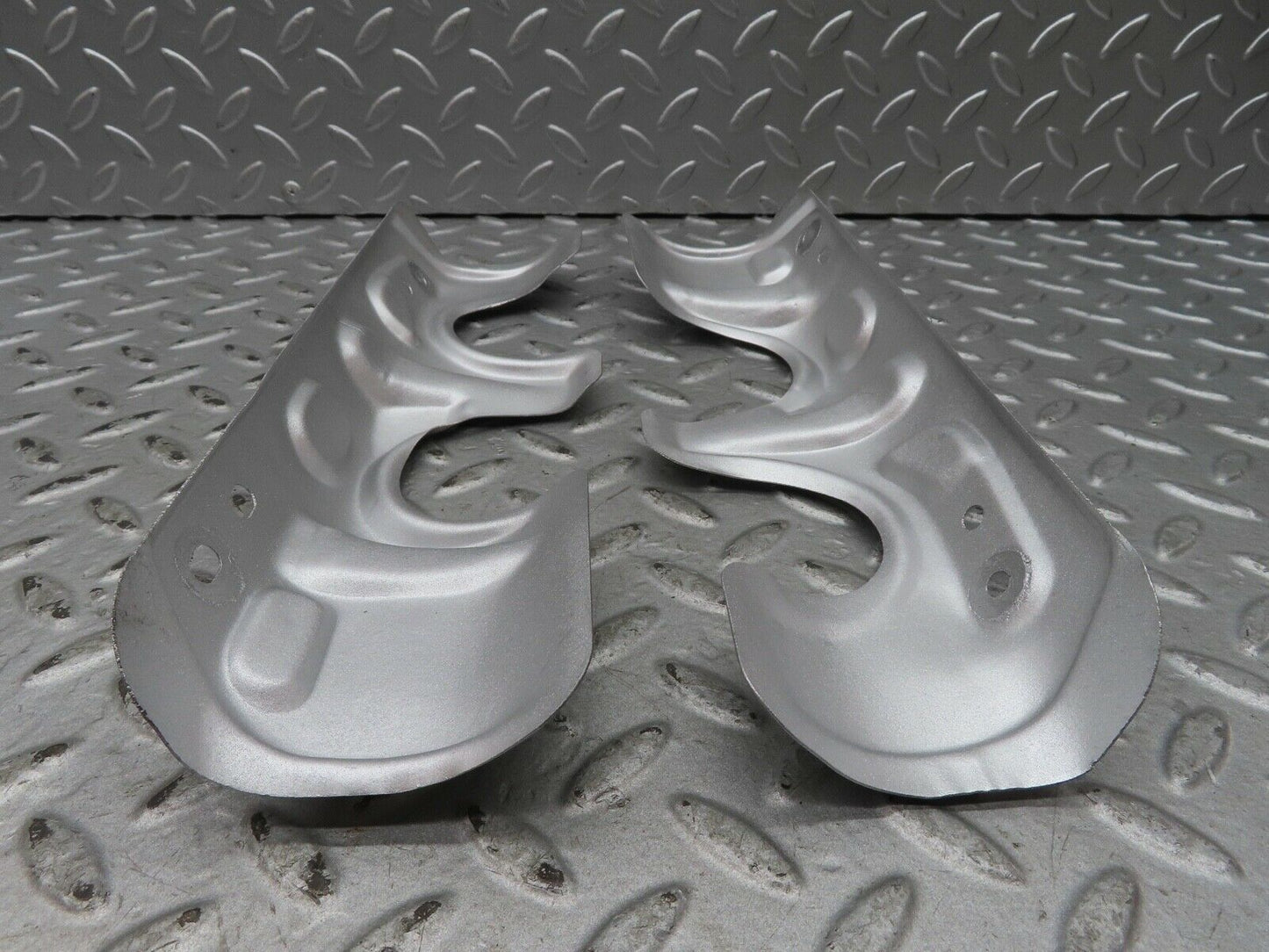 17785 Mercedes-Benz W116 450SEL Exhaust Manifold Heat Shield