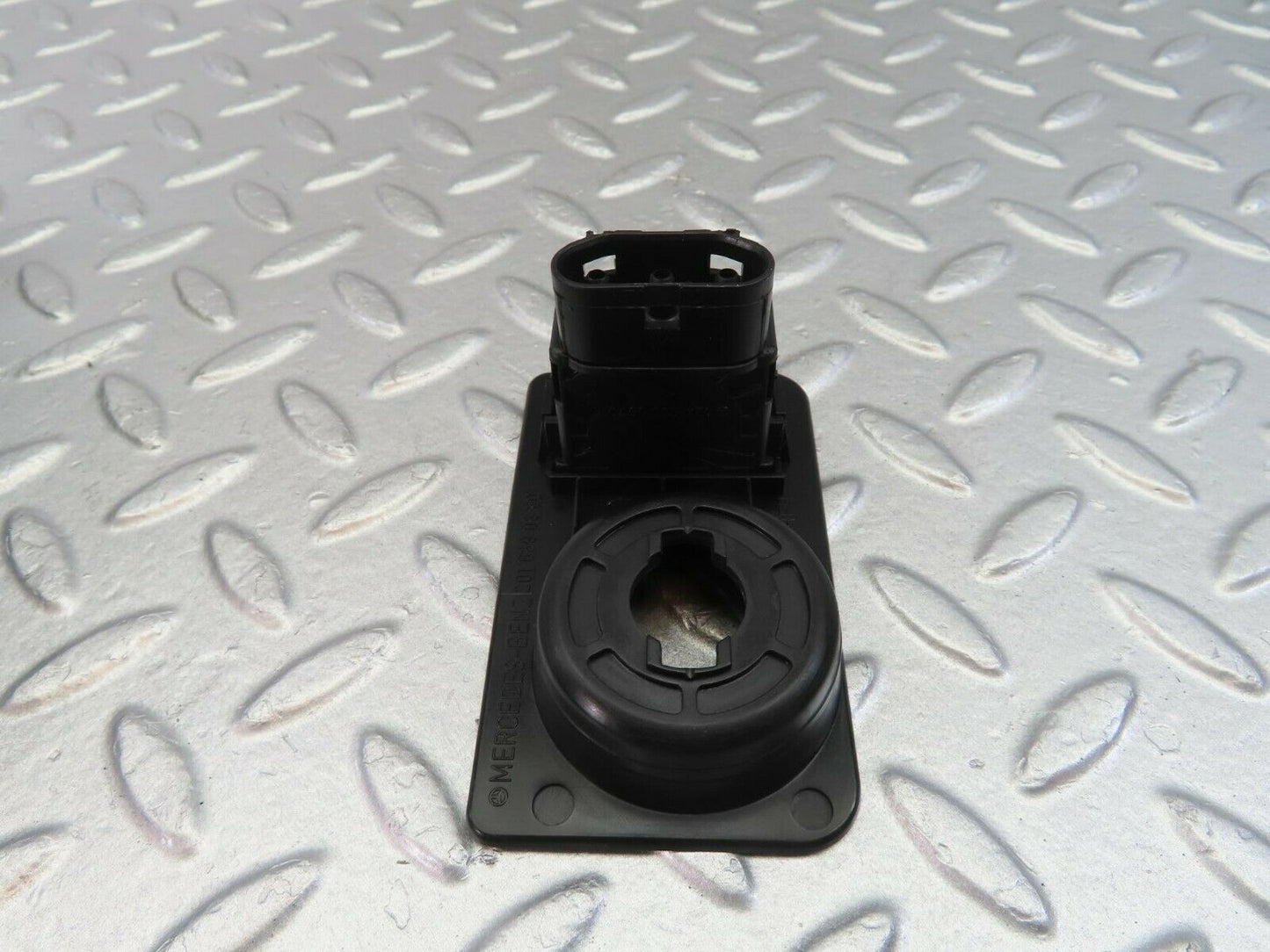 10433 Mercedes-Benz W201 190E Light Switch Trim Cover 2016890880