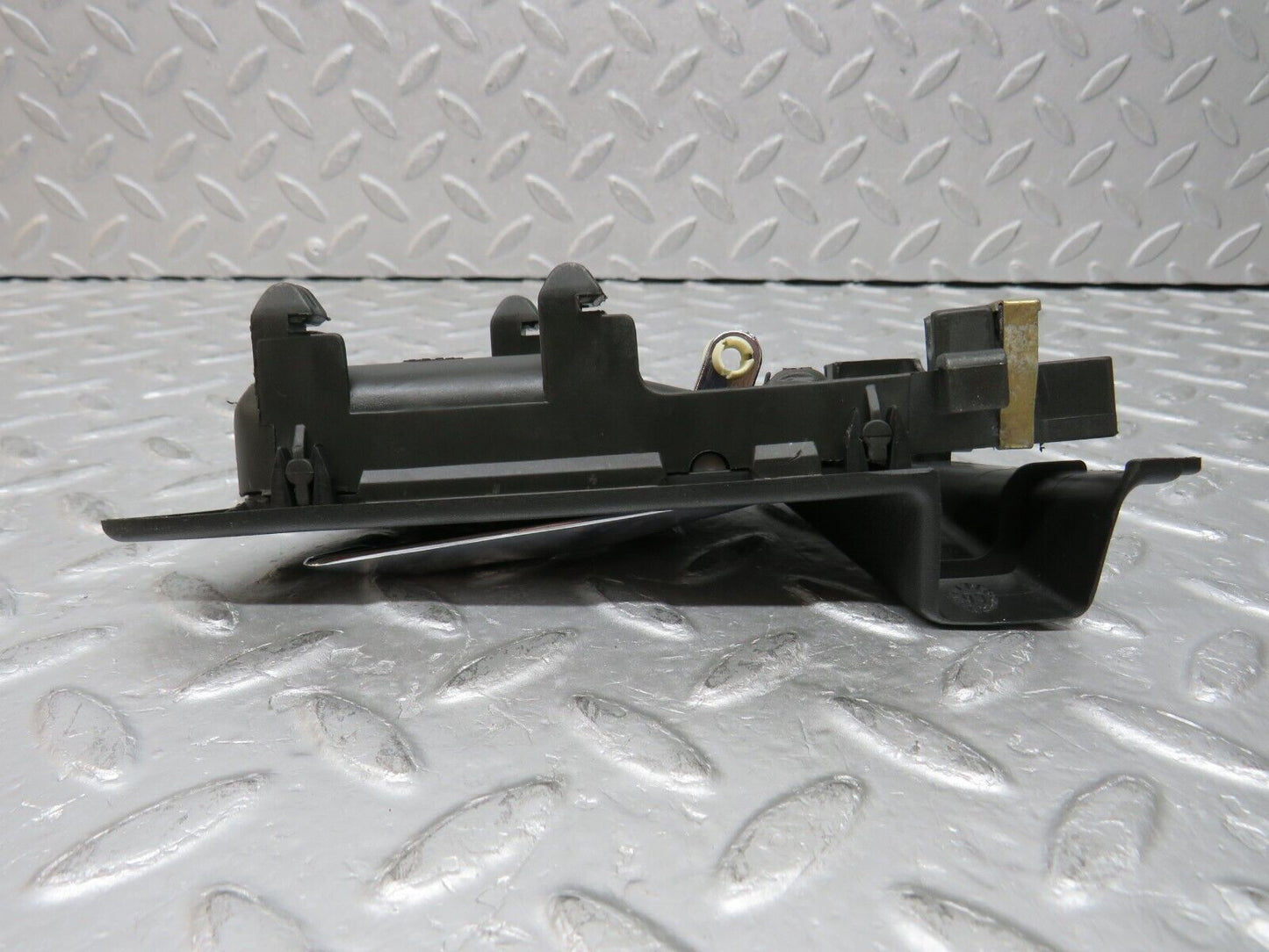 37768 Mercedes-Benz A124 320E Cabriolet Interior Door Handle Left 1247600561