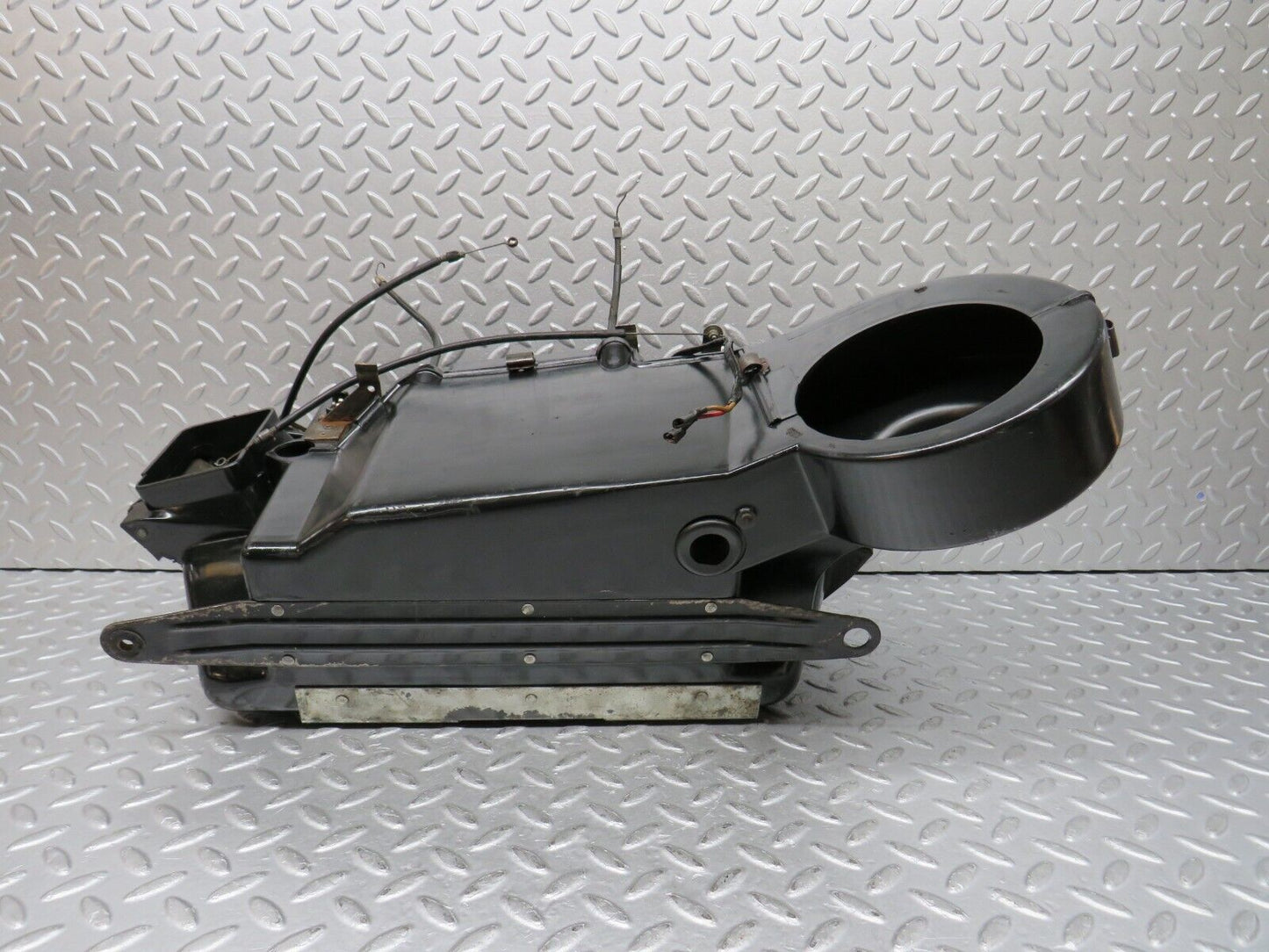 35916 Mercedes-Benz W108 Heater Box Blower Housing