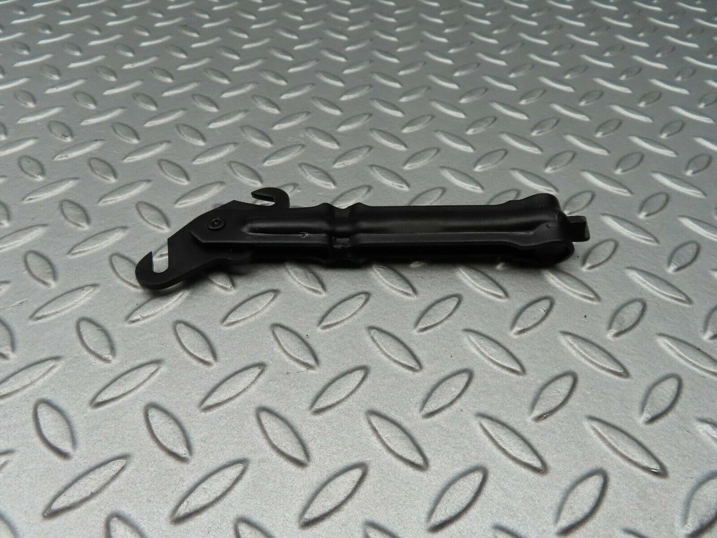 5139 Mercedes-Benz R107 350SL Handbrake Adjusting Handbrake Regulator