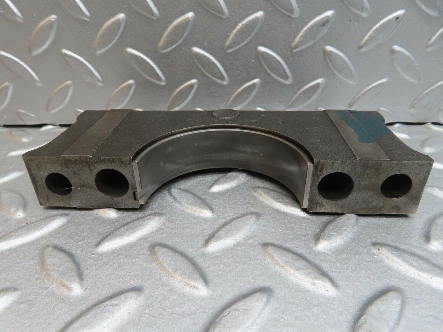 13704 Mercedes-Benz R107 450SL  Crankshaft Bearing Holder Block 1160110312