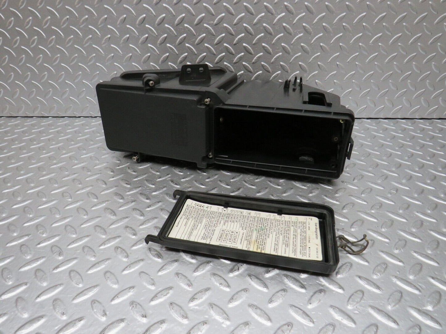 31295 Mercedes-Benz S124 220TE Wagon Fuse Box 1245401850 1245400282 1245400182