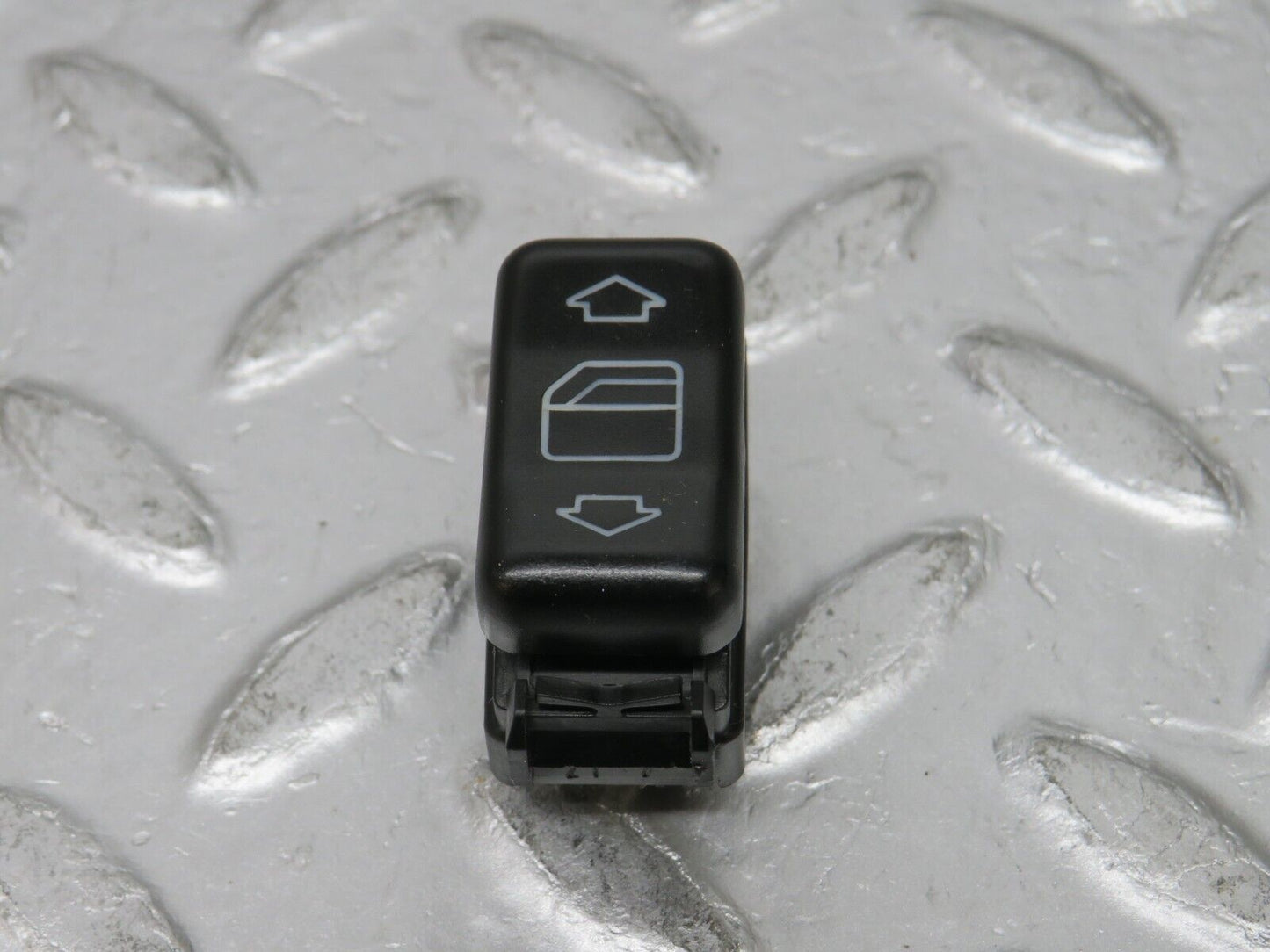 32470 Mercedes-Benz S124 300TE Wagon Electric Window Switch Left 1248204810