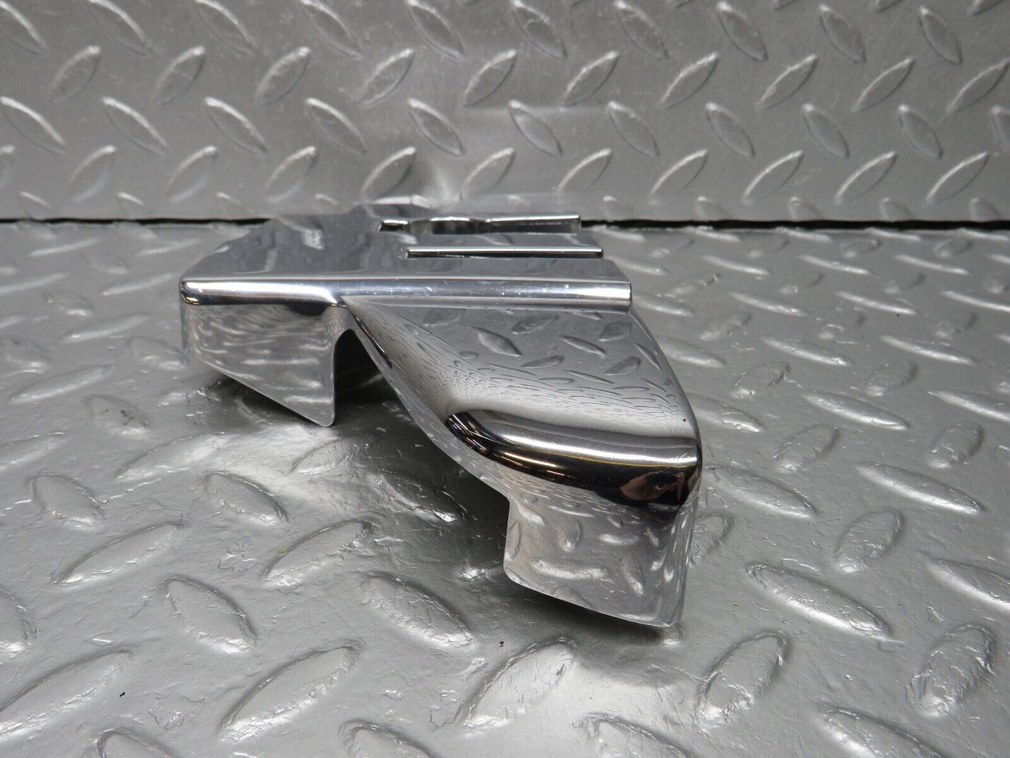 40005 Mercedes-Benz R107 350SL B Pillar Chrome Cover Right 1076930235