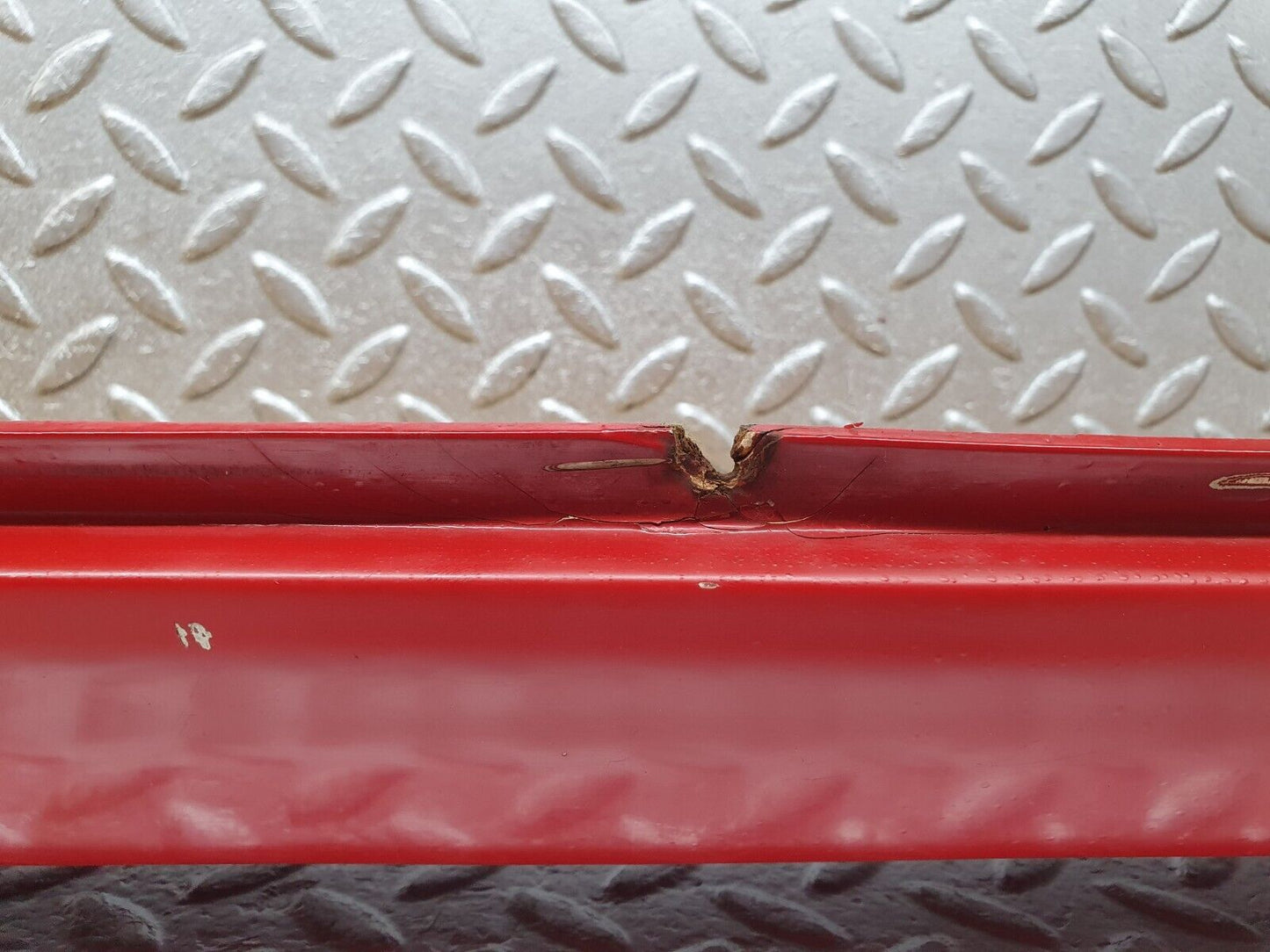 43820 Mercedes-Benz C126 380SEC Coupe Side Skirt Left Side