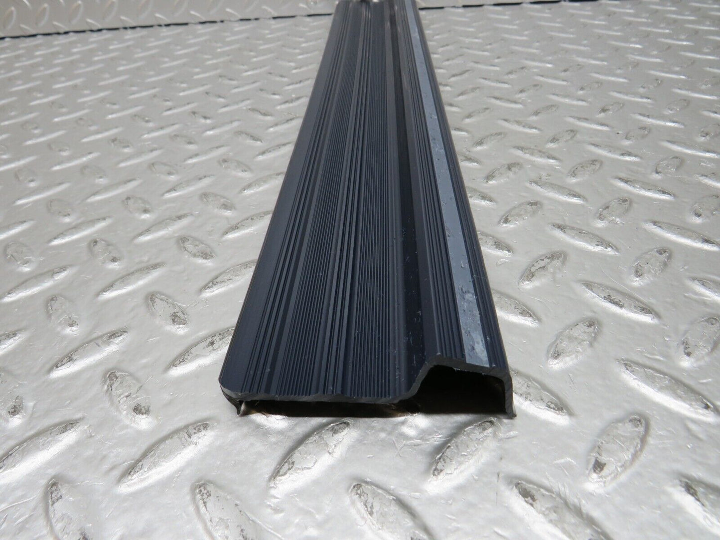 31961 Mercedes-Benz W123 230E Rear Left Door Sill Trim Blue