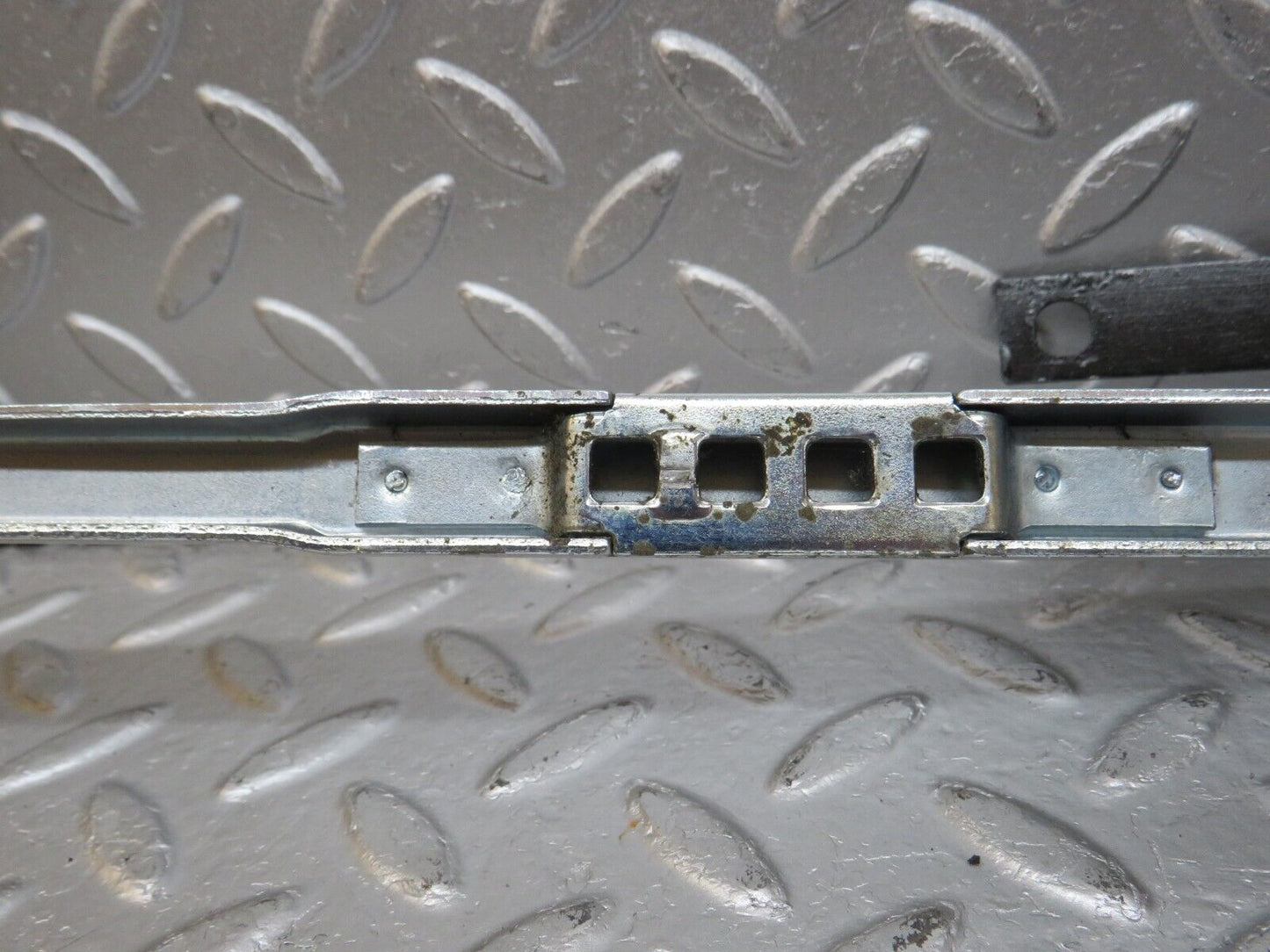 33885 Mercedes-Benz C123 230CE Coupe Front Right Sliding Adjust Handle