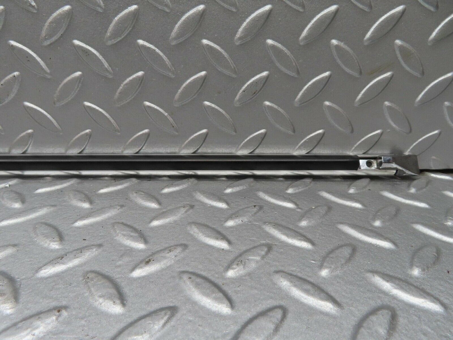 12942 Mercedes-Benz W111 220SE Front Right Door Centre Moulding Trim