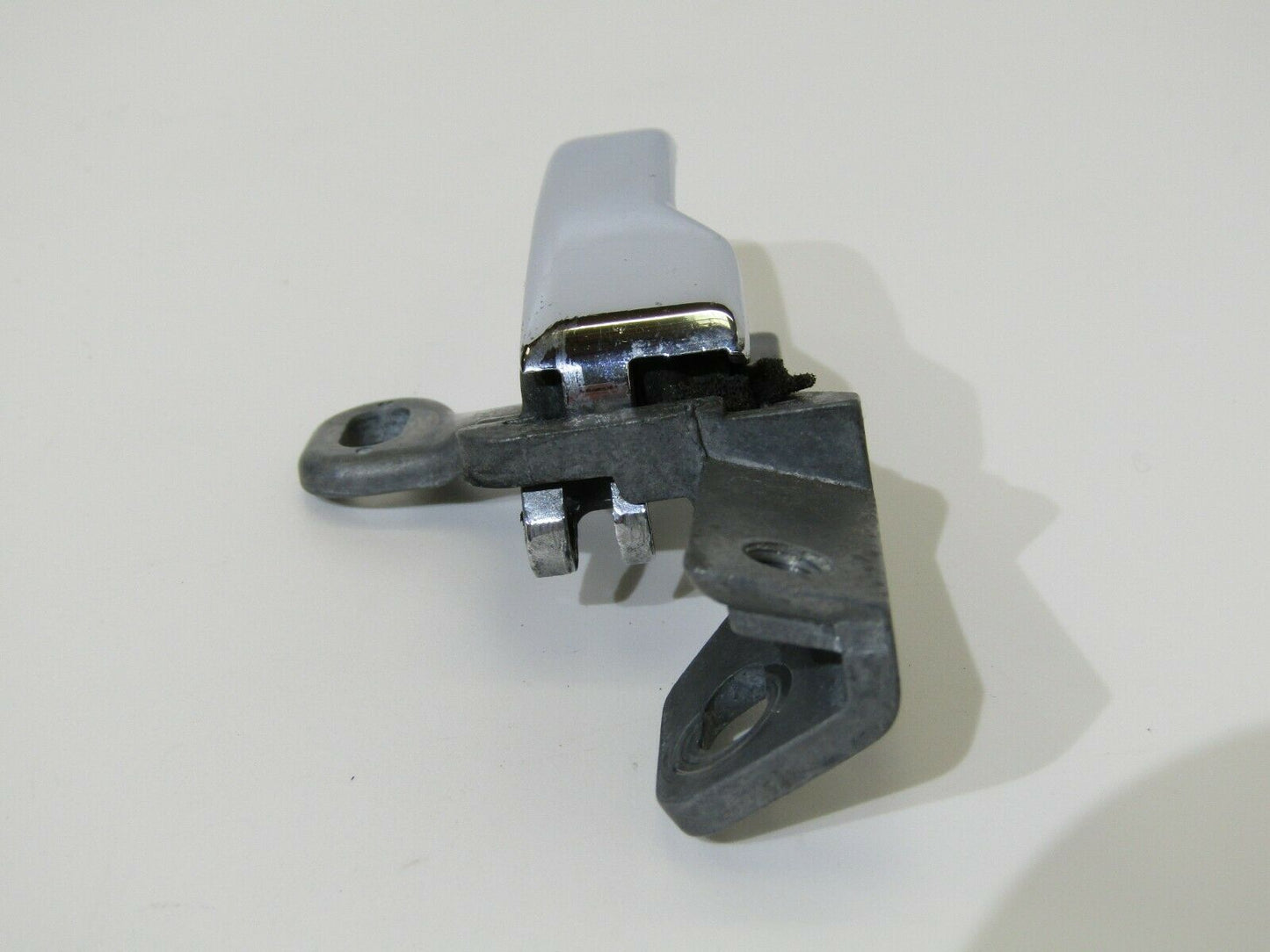 1035 Mercedes-Benz C123 230CE Right Interior Door Handle 1237600261