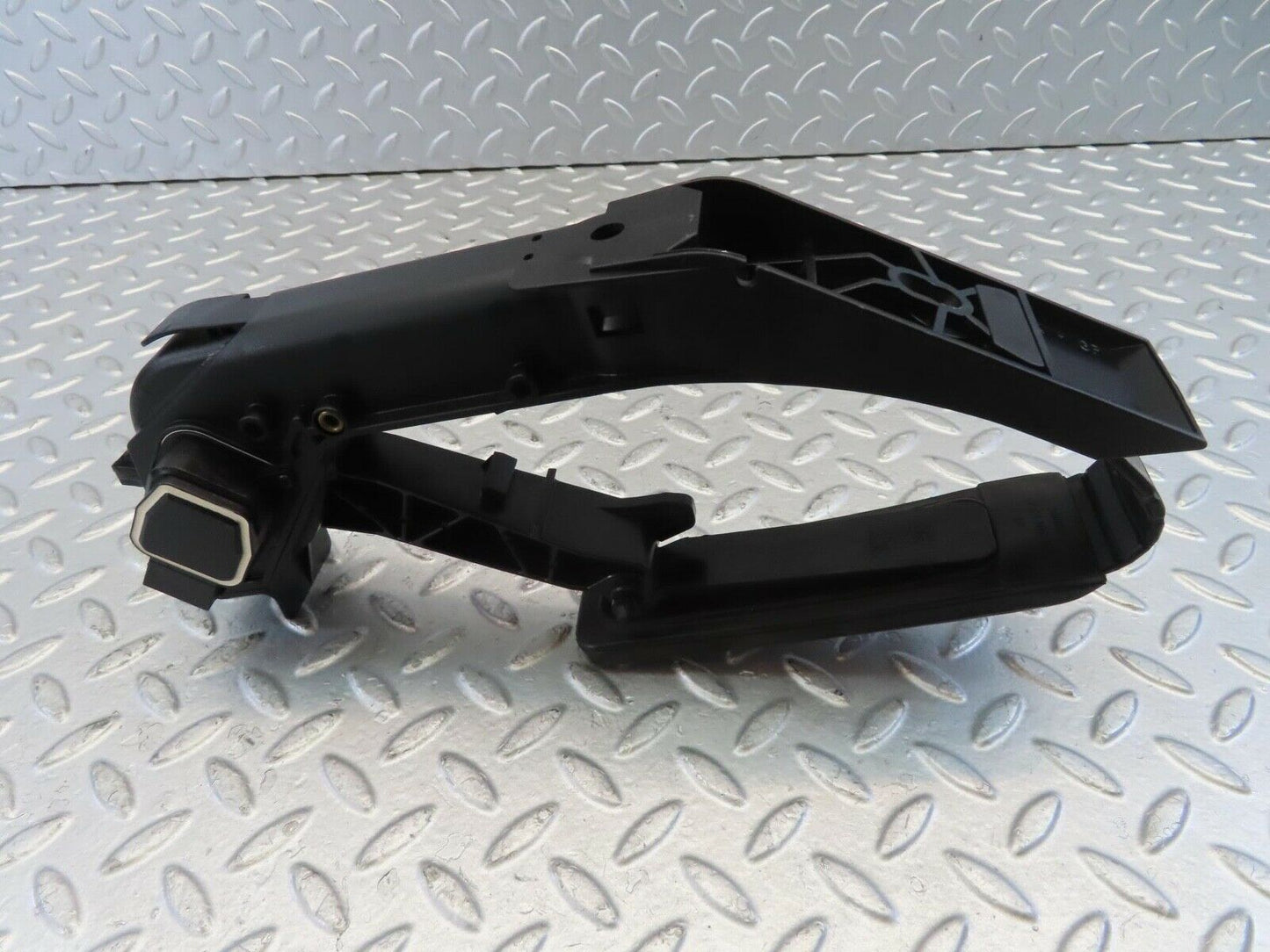11100 Mercedes-Benz W221 S320 Throttle Accelerator Pedal 2203000104