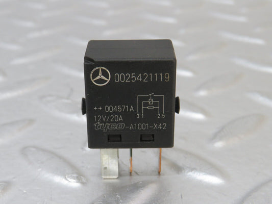 34873 Mercedes-Benz W210 320E Indicator Relay 0025421119