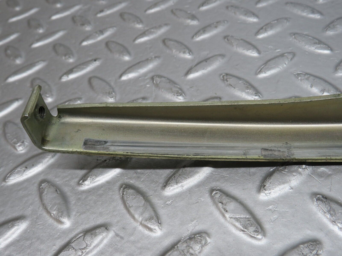 37799 Mercedes-Benz A124 320E Cabriolet Front Right Window Channel