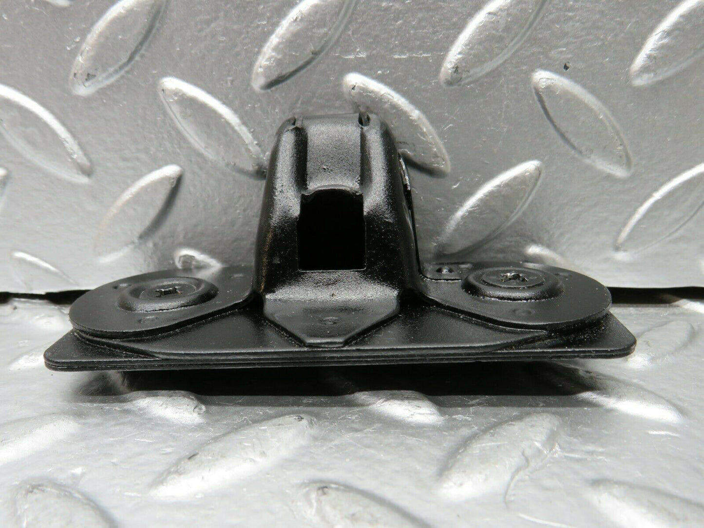 22911 Mercedes-Benz C107 450SLC Coupe Trunk Lock Latch