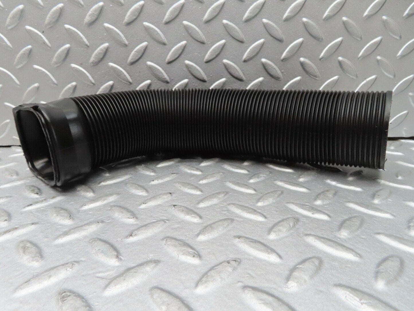 17190 Mercedes-Benz R129 300SL Coupe Air Intake Duct Pipe 1298310446