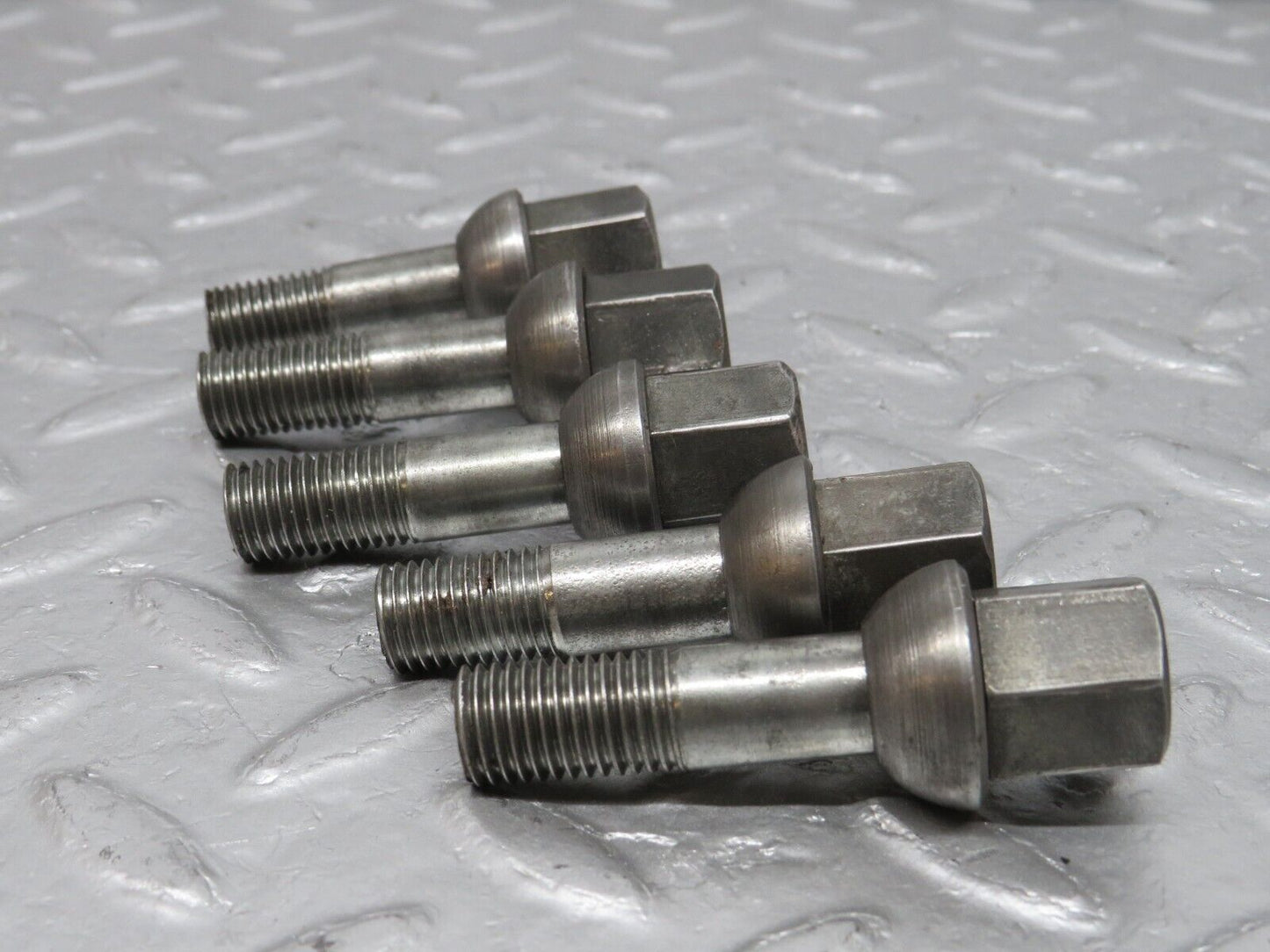 40157 Mercedes-Benz 5x Alloy Wheel Lug Bolt M12x1.5