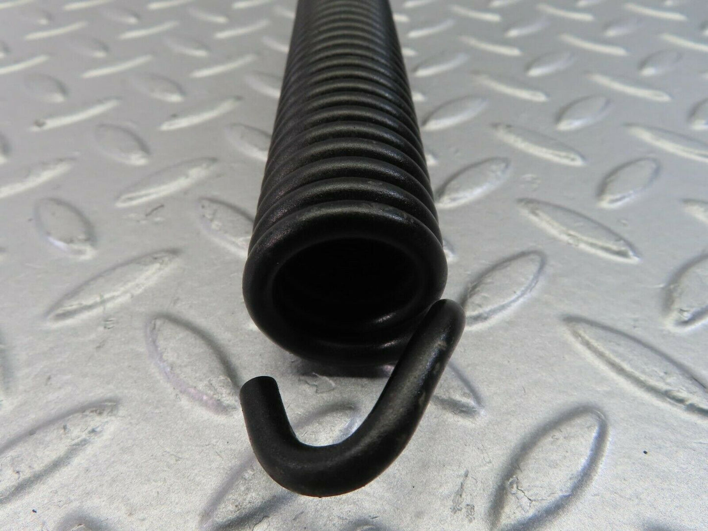 10014 Mercedes-Benz C123 Coupe Bonnet Hinge Spring