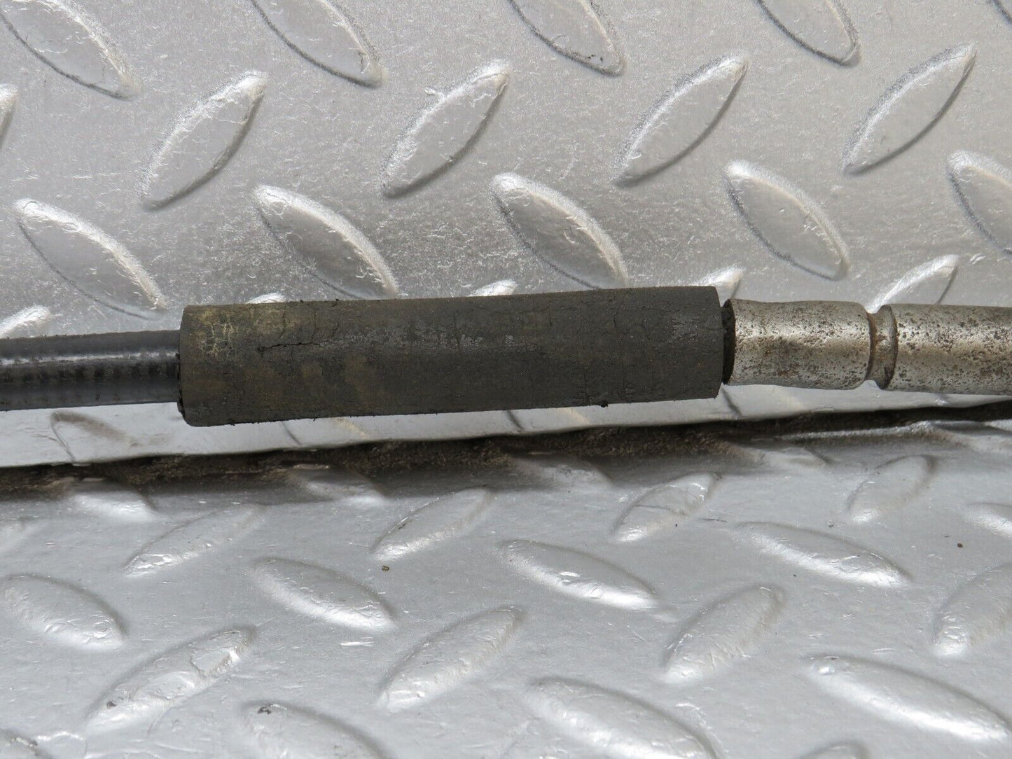40455 Mercedes-Benz W110 230 Handbrake Cable Handbrake Pulley 1104200790