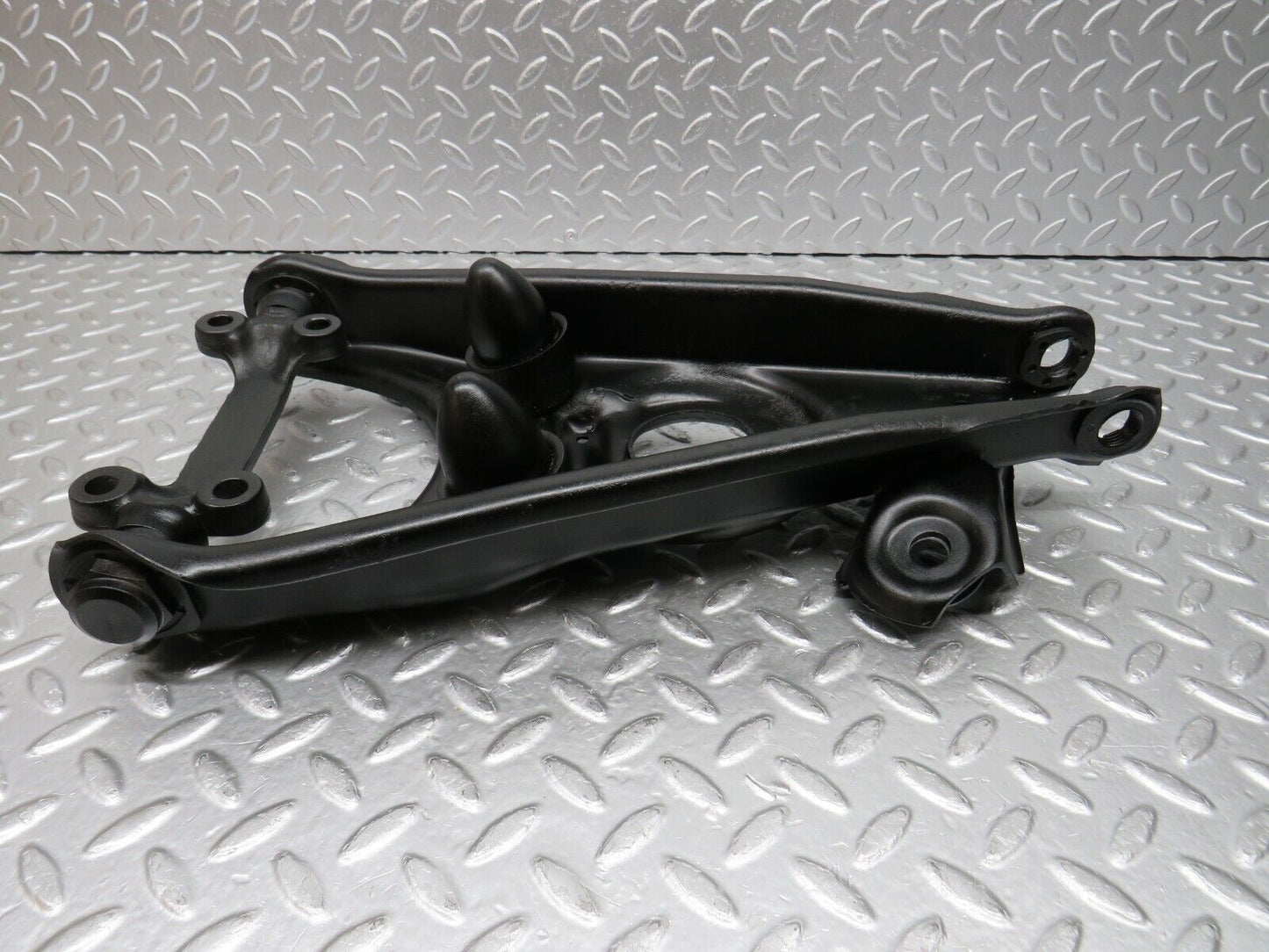 32273 Mercedes-Benz W108 280SE Front Left Lower Control Arm