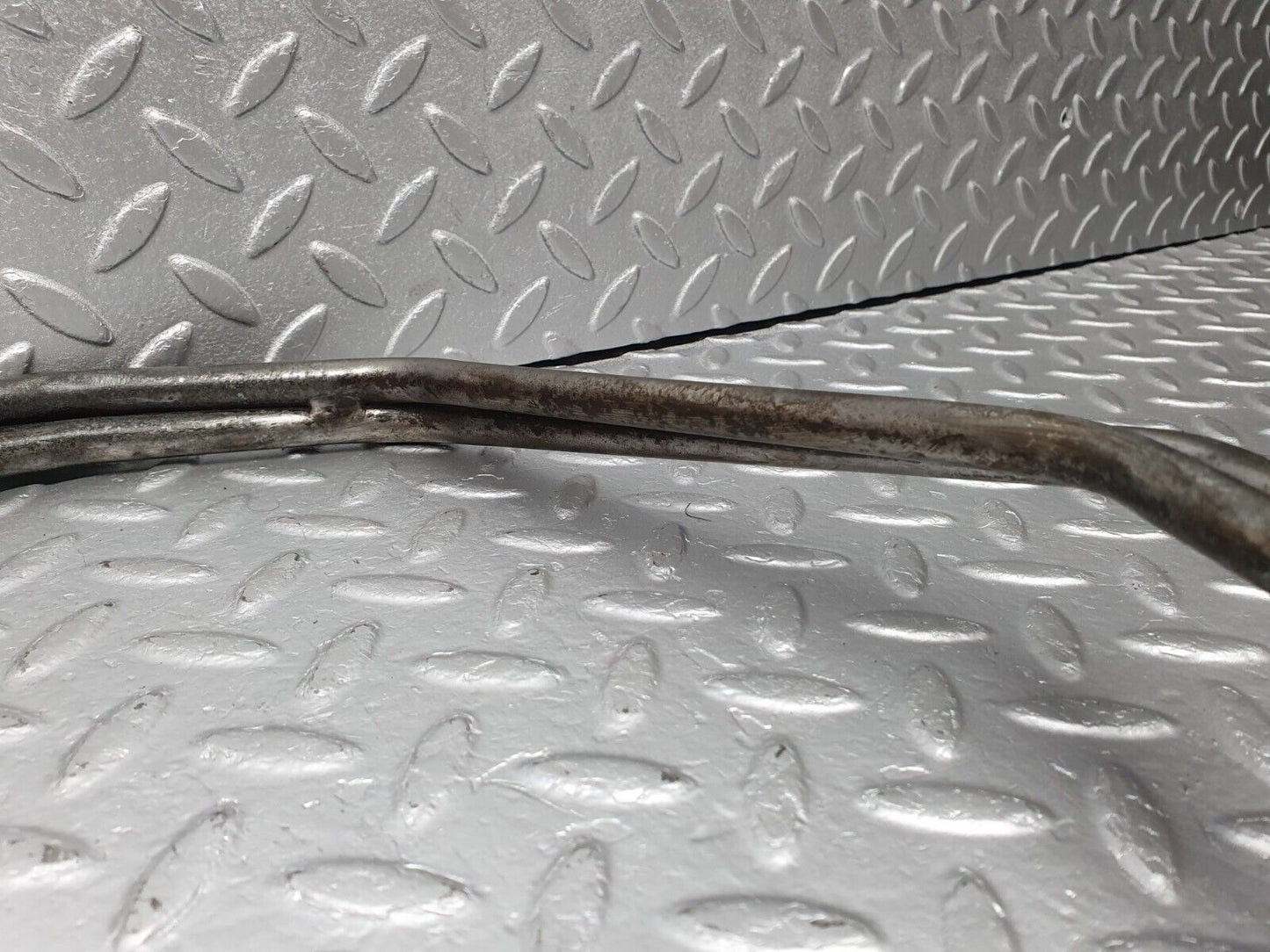 41194 Mercedes-Benz W126 300SE Oil Cooling Pipe Line