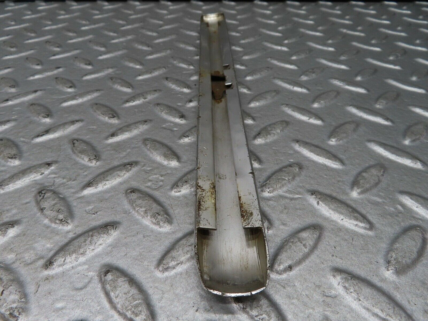 19019 Mercedes-Benz W120 W121 Ponton Front Fender Wing Lower Chrome Moulding Trim