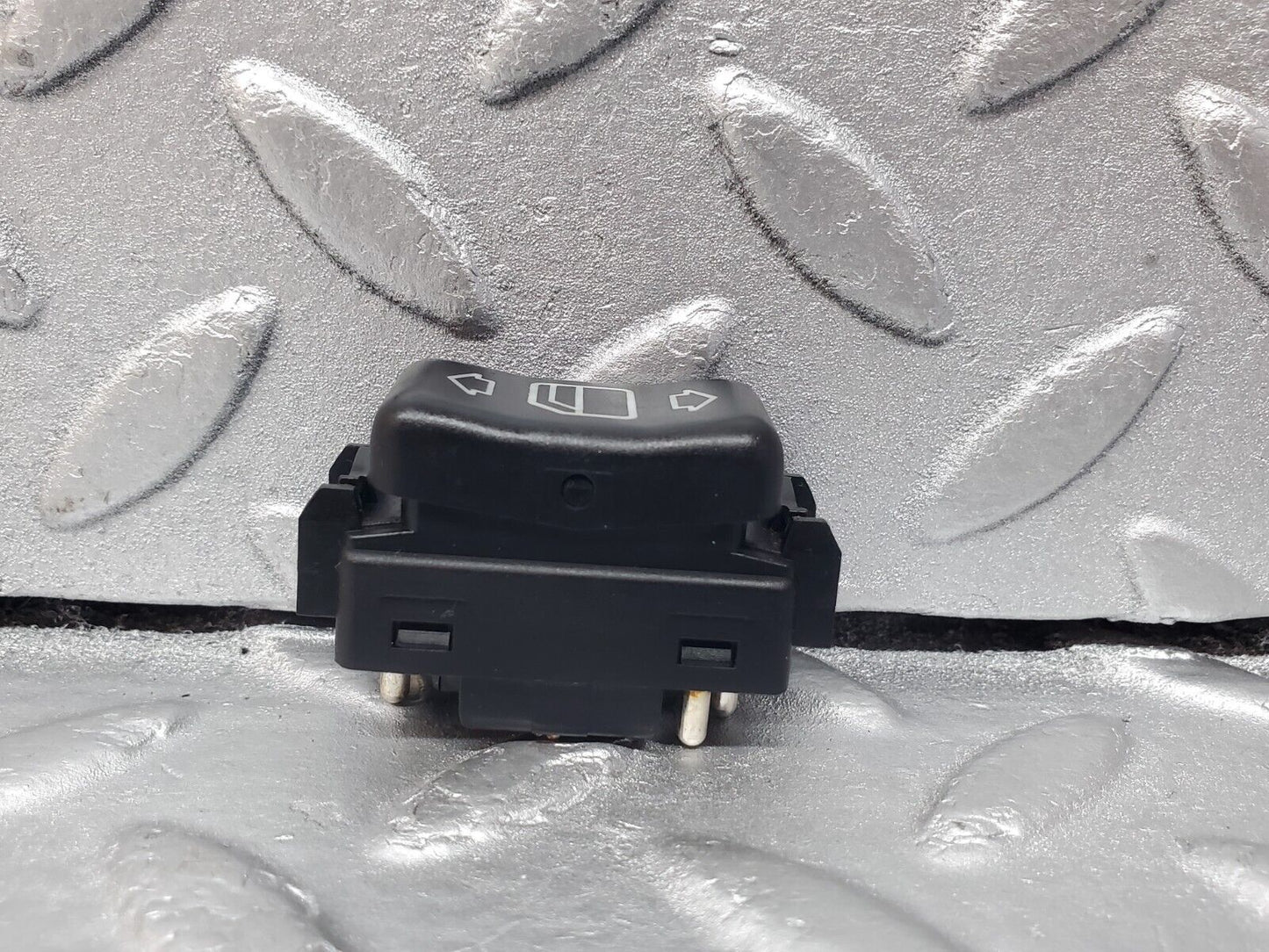 45667 Mercedes-Benz W126 420SE Electric Window Switch Left 1248204610