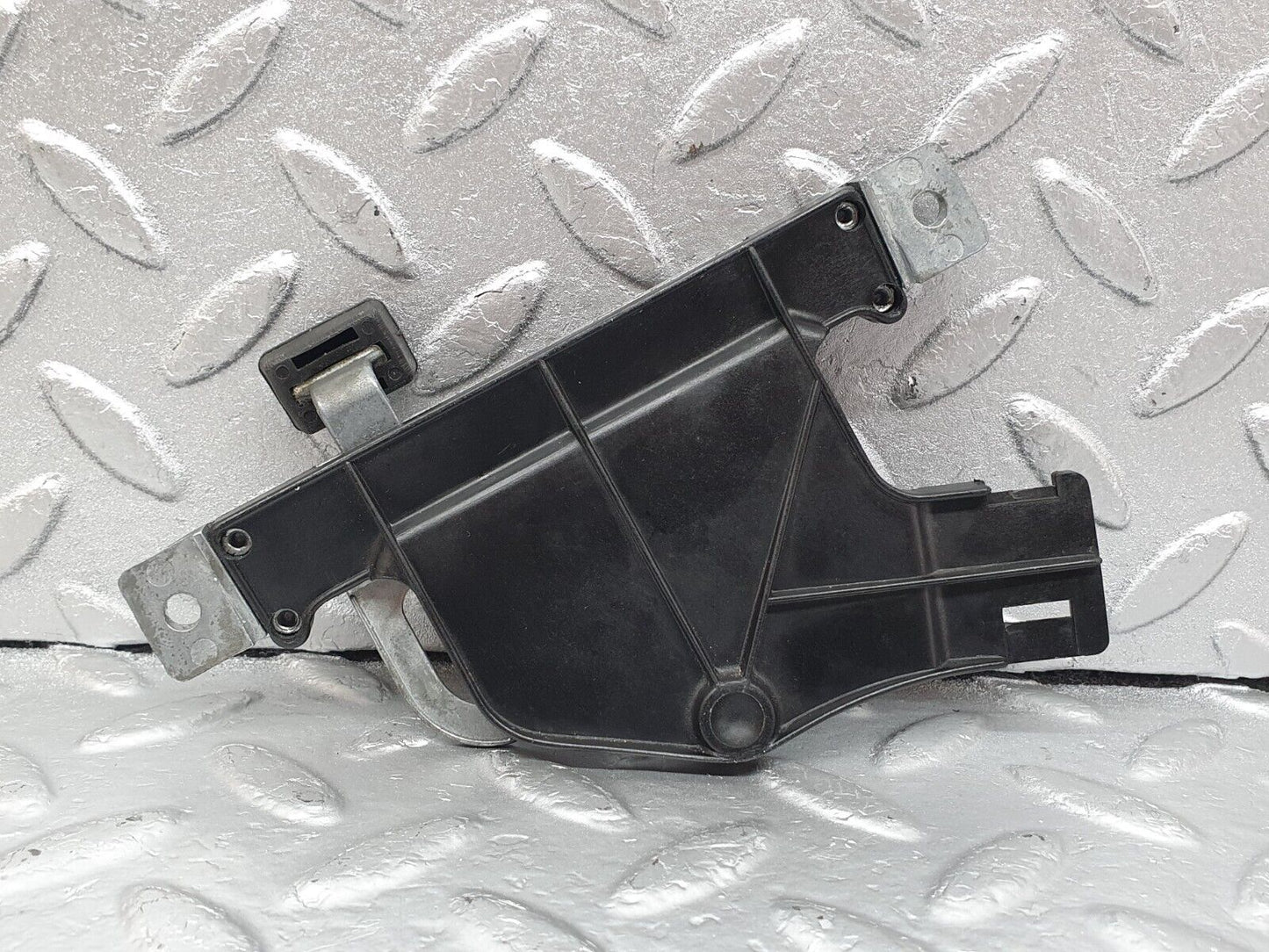 43780 Mercedes-Benz C126 380SEC Coupe Rear Heater Regulator 1268300385