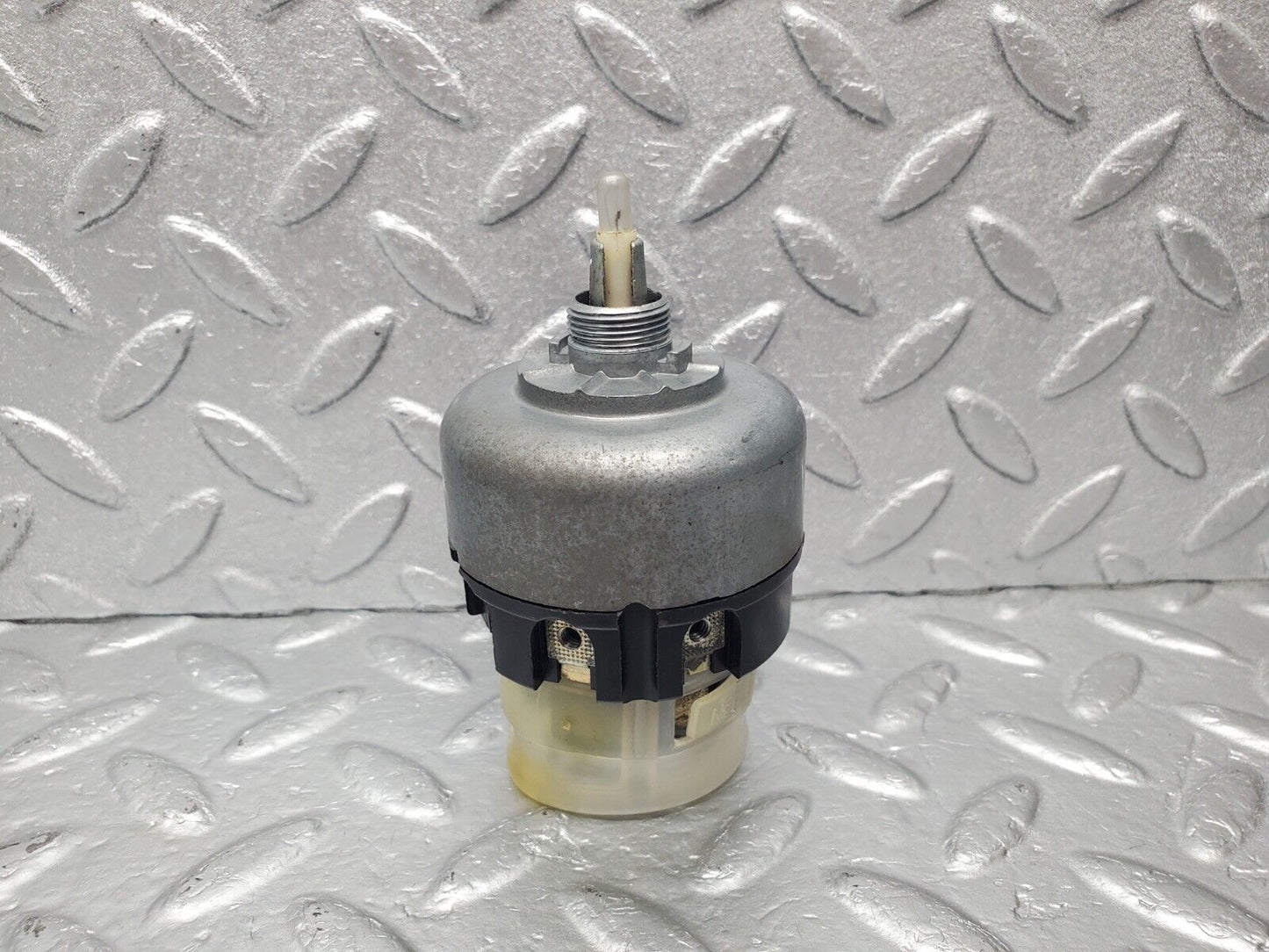 46451 Mercedes-Benz C123 280CE Coupe Headlight Switch