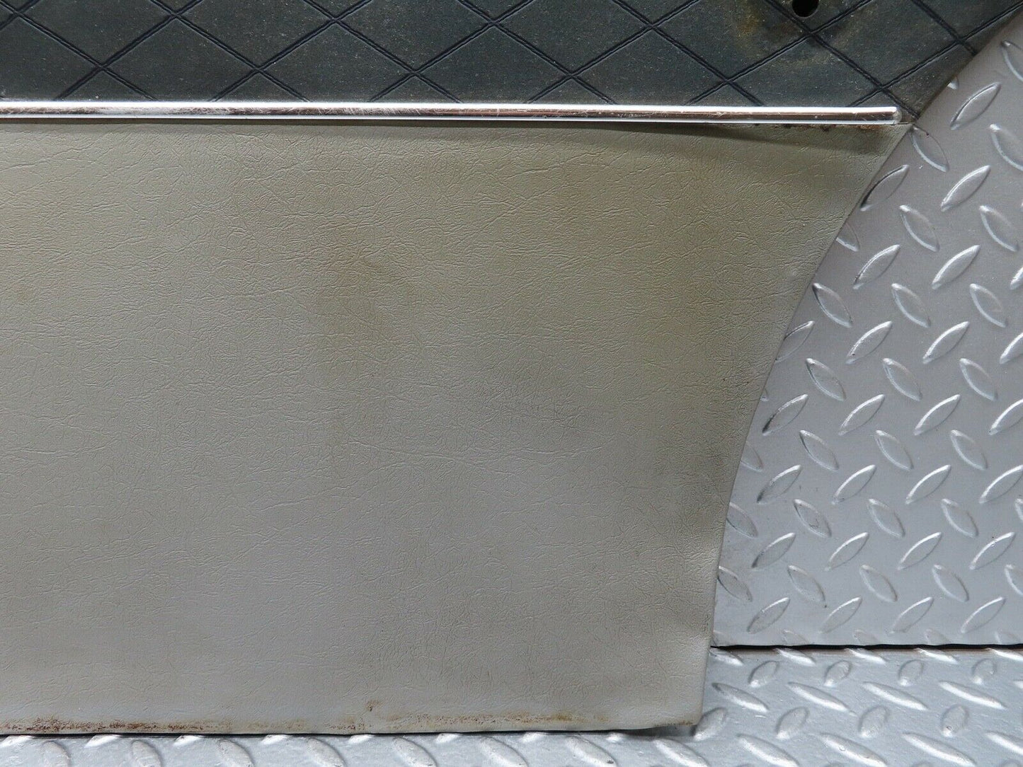 18576 Mercedes-Benz W120 W121 Ponton Rear Right Door Card Grey