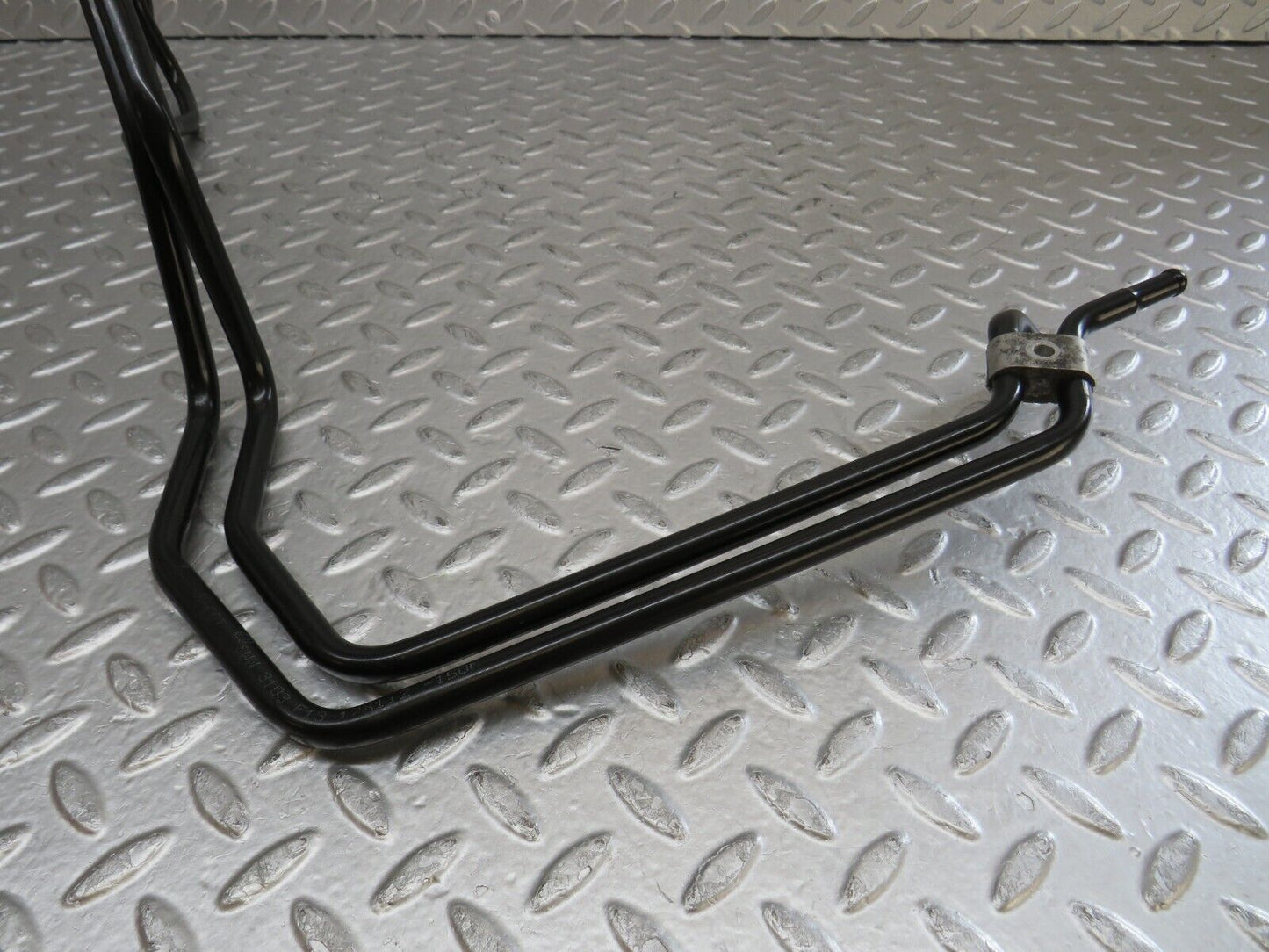 35051 Mercedes-Benz W210 320E Oil Cooling Pipe