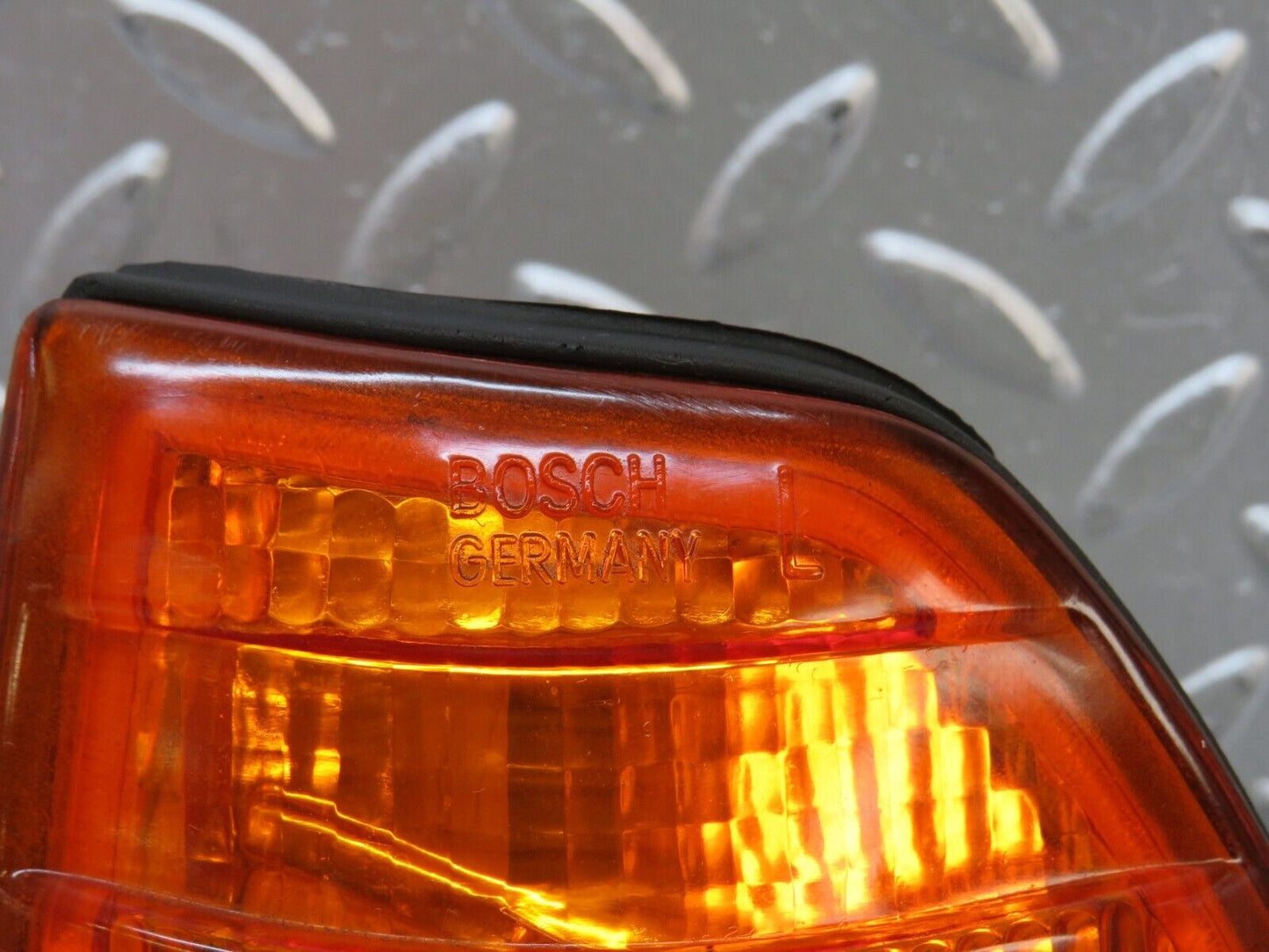 28352 Mercedes-Benz S123 240D Wagon Front Left Indicator Light Bosch 1305233916