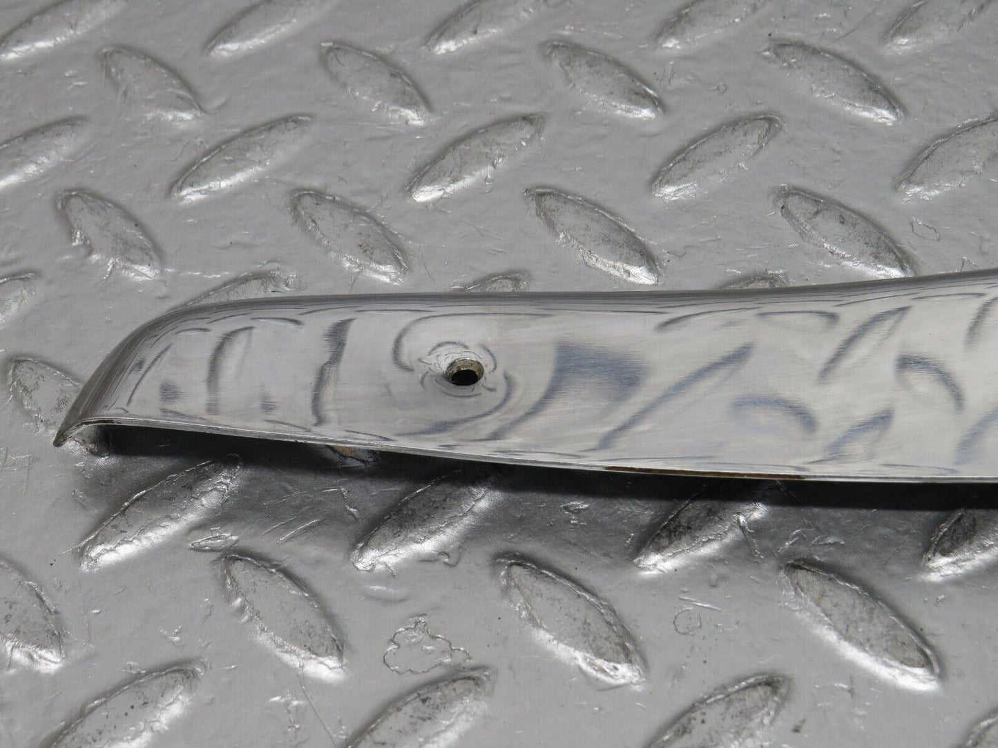 0737 Mercedes-Benz C107 350SLC Coupe Door Chrome Cover Right Side