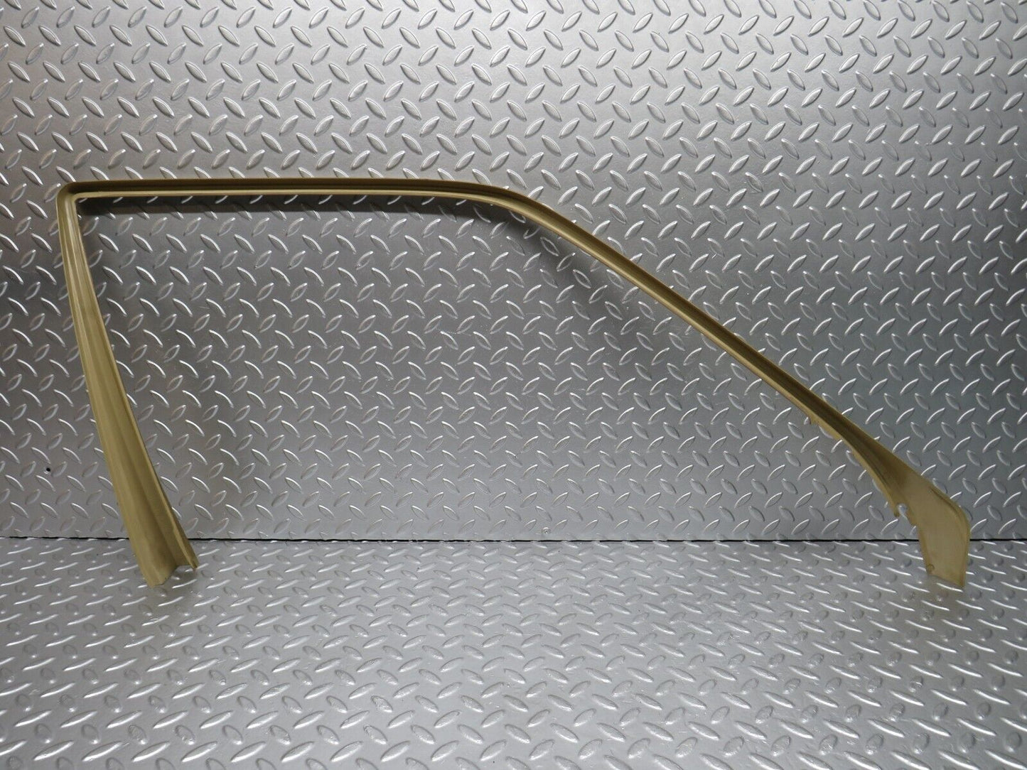 29225 Mercedes-Benz W124 230E Front Right Door Window Frame Trim Cover
