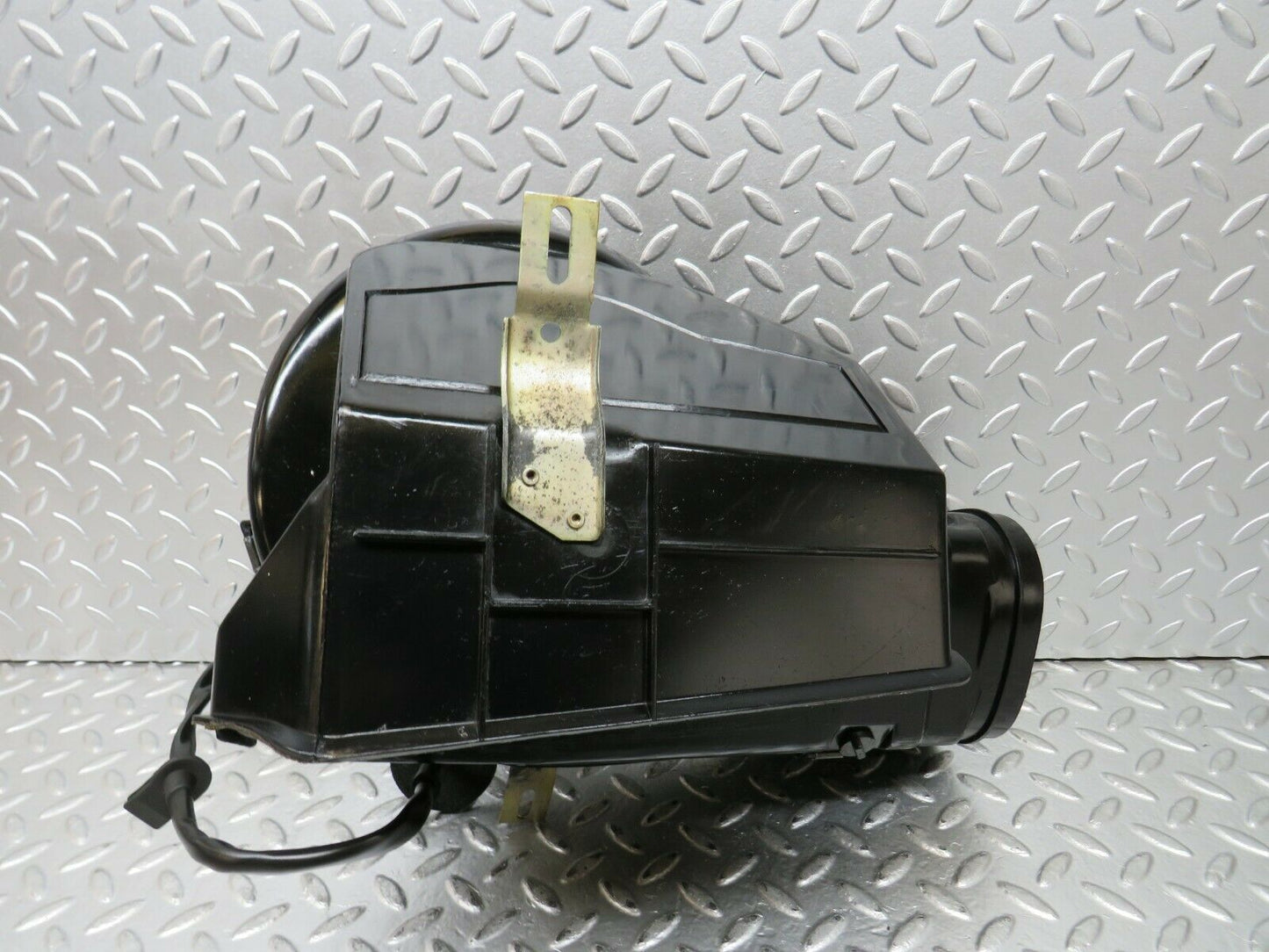 23304 Mercedes-Benz W116 350SE Heater Blower Motor With Housing 0130107012