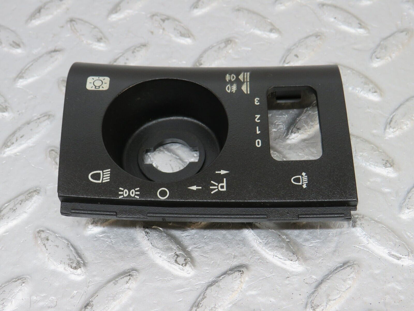 33314 Mercedes-Benz W202 C180 Headlight Switch Surround Cover 2026890380
