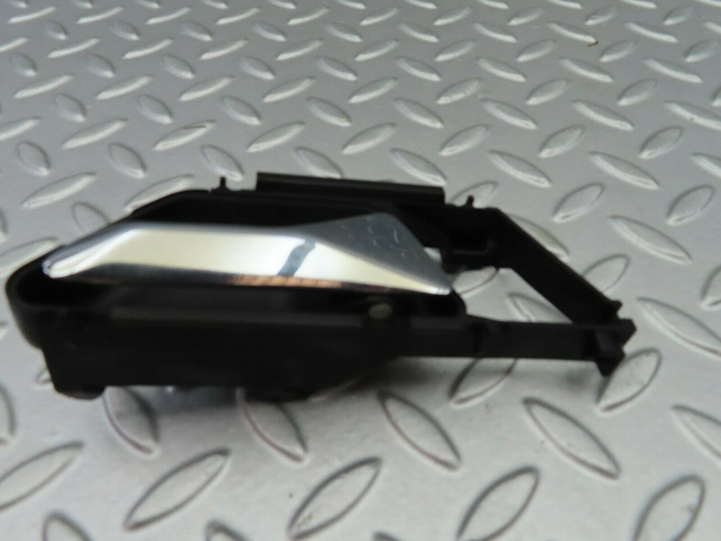 6447 Mercedes-Benz S124 E220 Wagon Interior Door Handle Right Side 1247600261