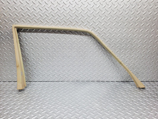 45861 Mercedes-Benz W126 420SE Front Left Door Window Frame Cover 1267250371
