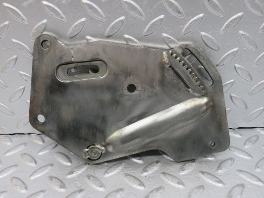 0064 Mercedes-Benz W116 350SE Power Steering Pump Bracket