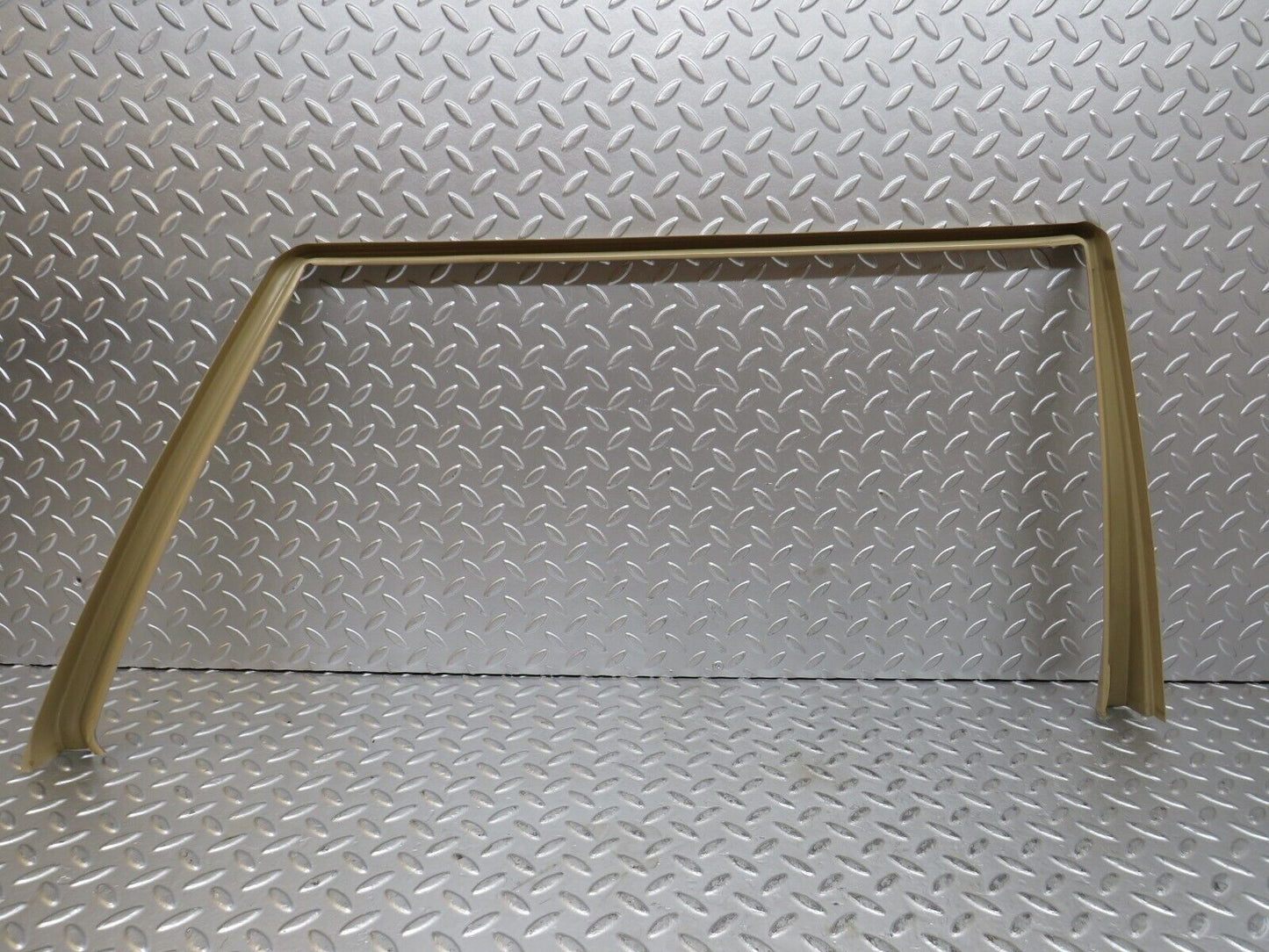 27778 Mercedes-Benz S124 300TE Rear Right Door Window Frame Trim 1247350471