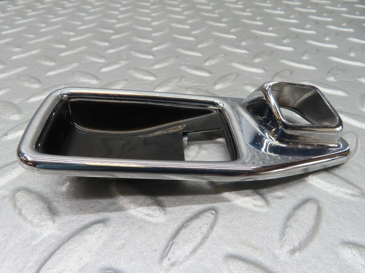 16058 Mercedes-Benz W123 280E Chrome Frame For Door Opener Right 1167660211